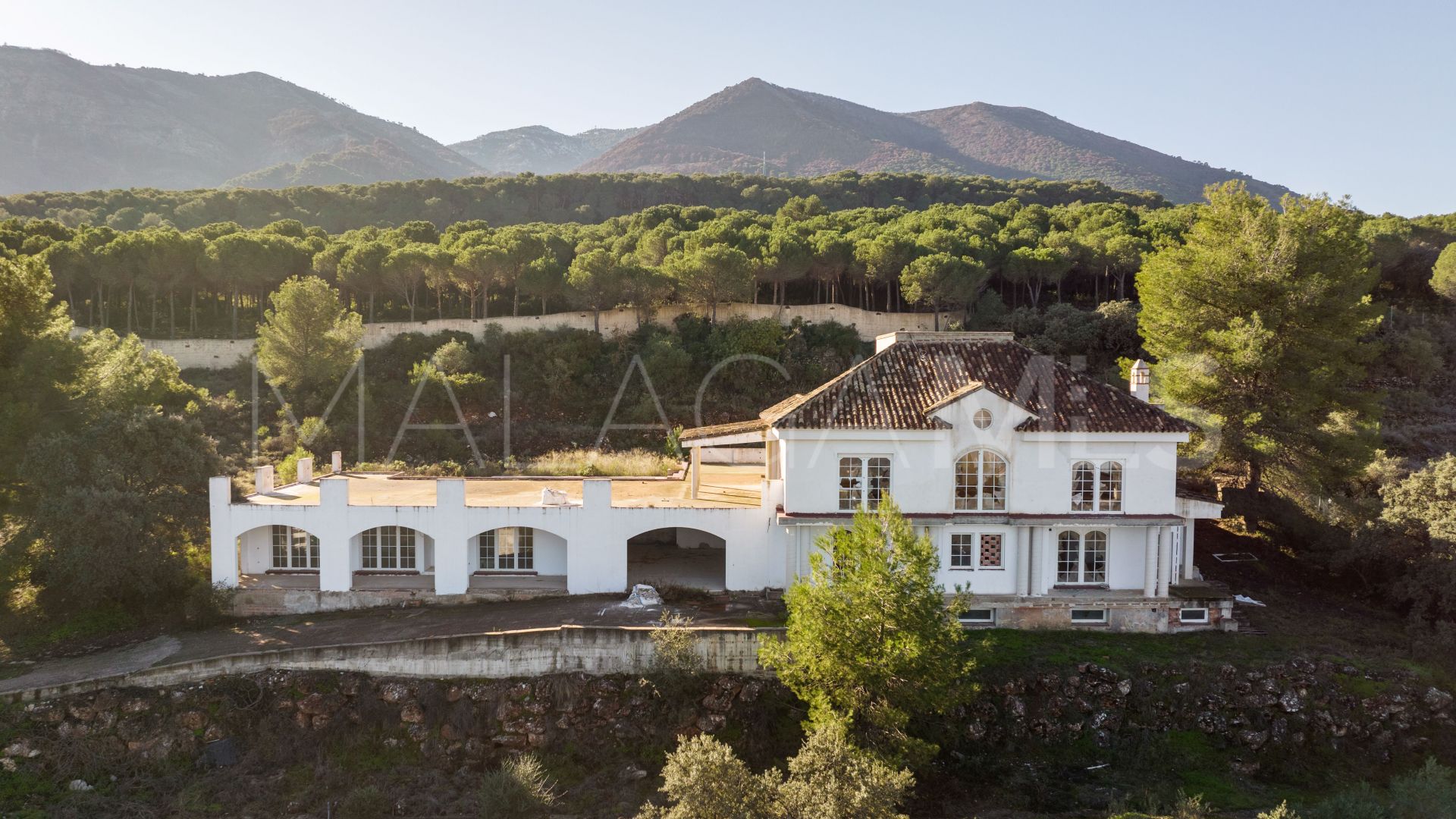 Alhaurin el Grande, villa a la venta de 9 bedrooms