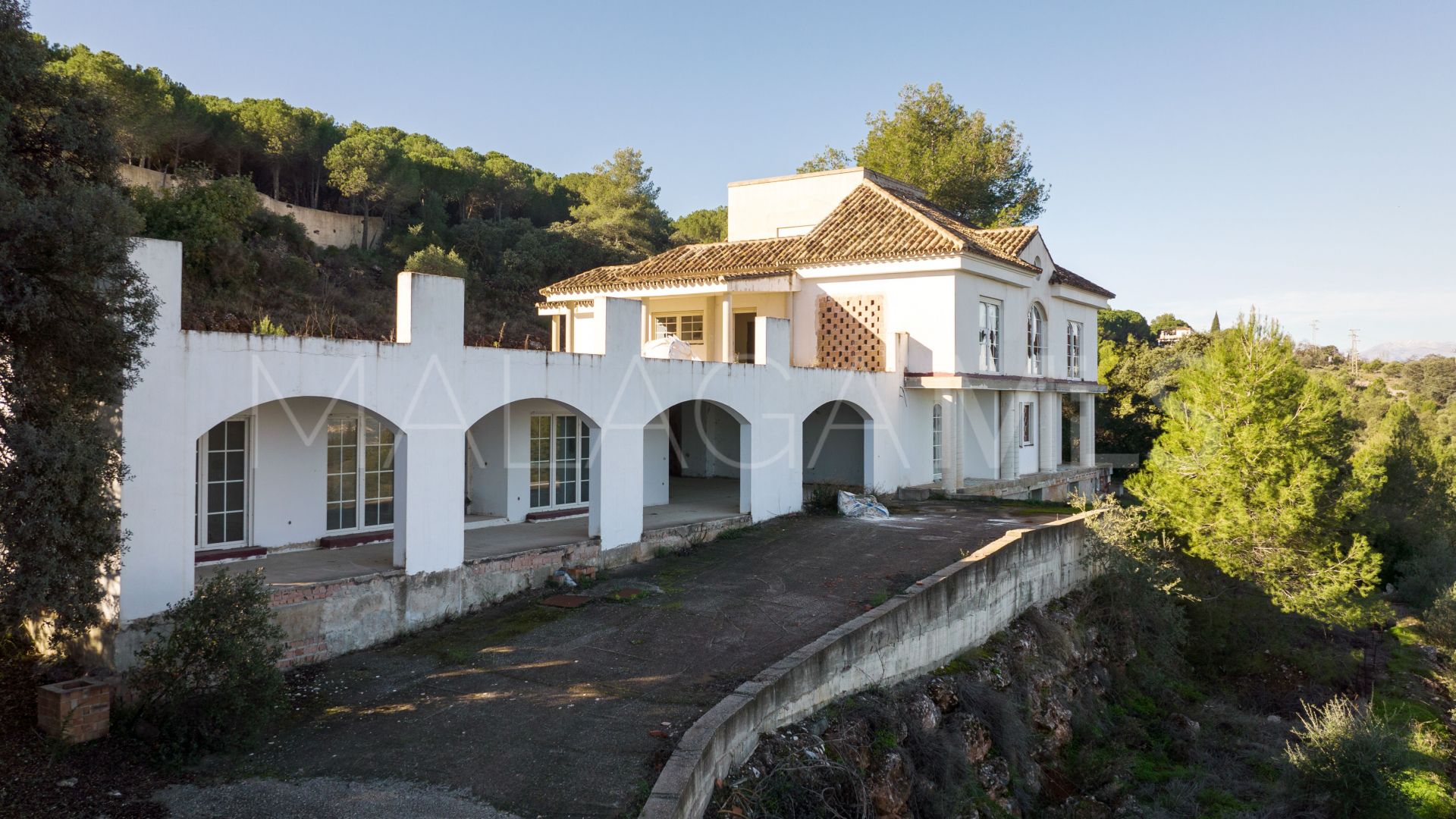 Alhaurin el Grande, villa a la venta de 9 bedrooms