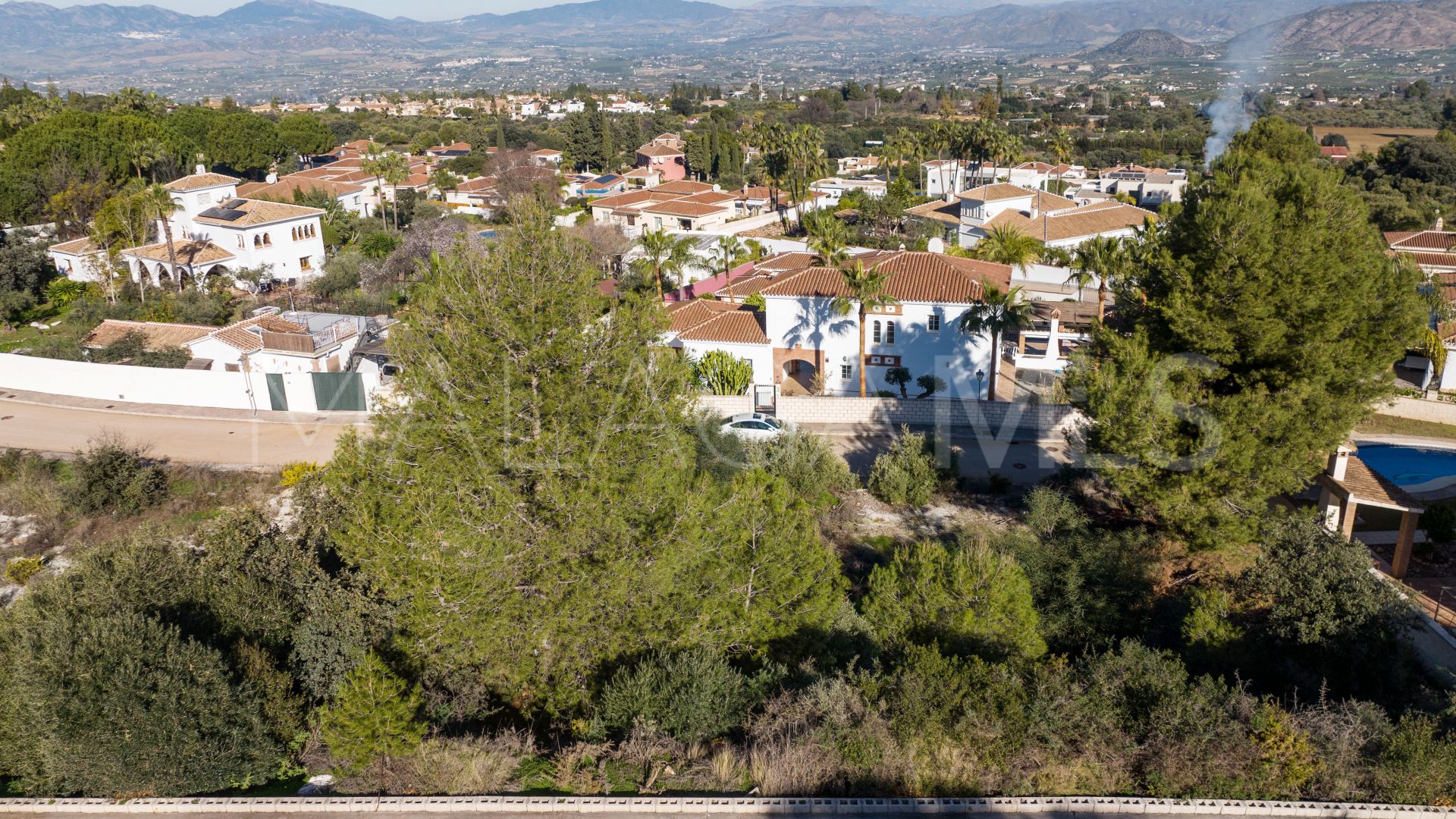 Buy parcela in Alhaurin el Grande