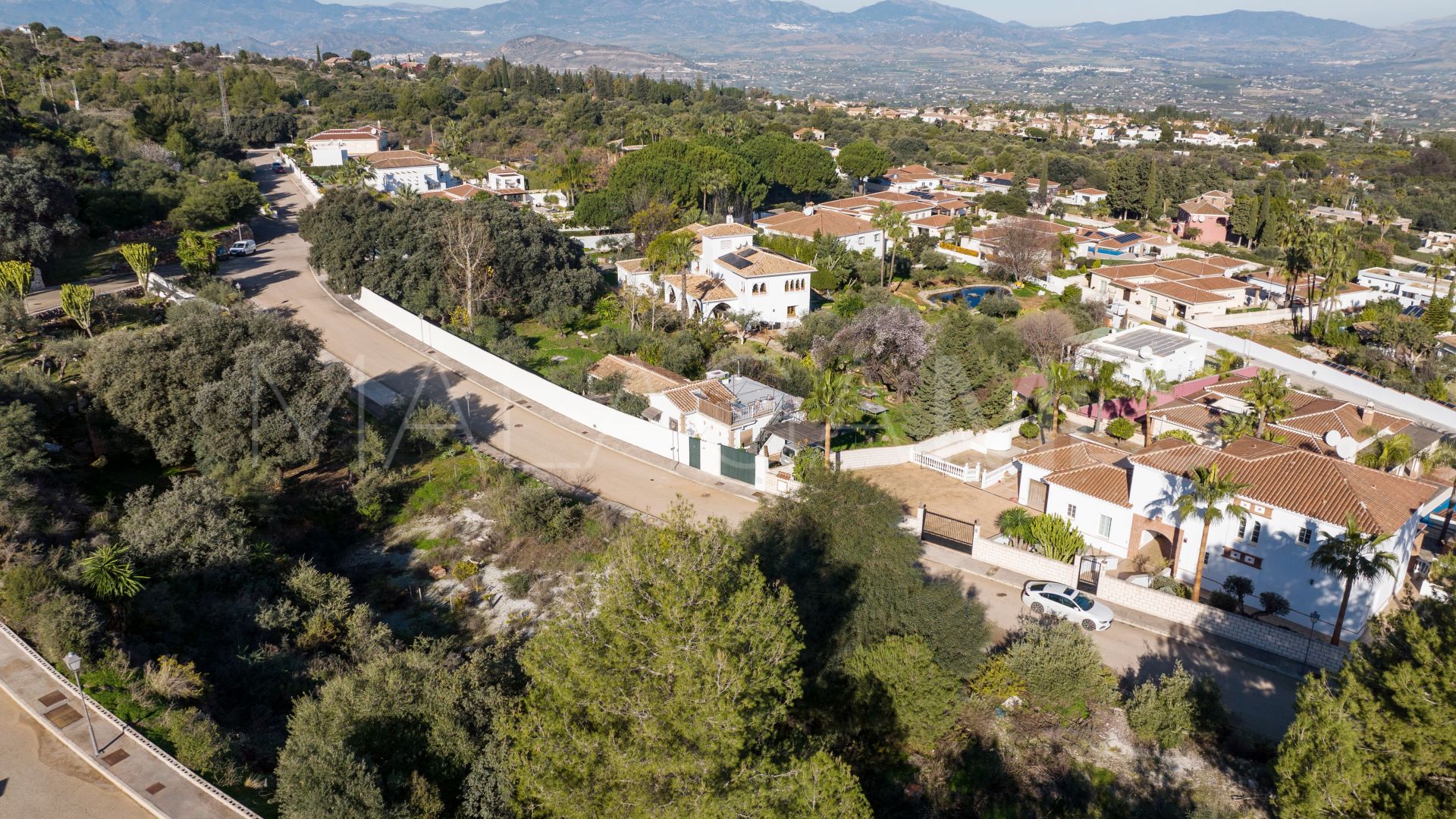 Buy parcela in Alhaurin el Grande