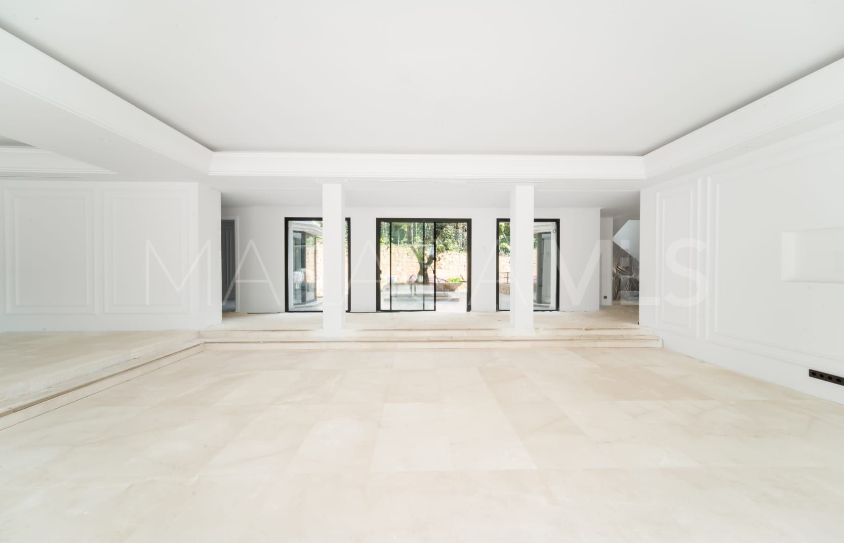 Villa for sale in Sierra Blanca