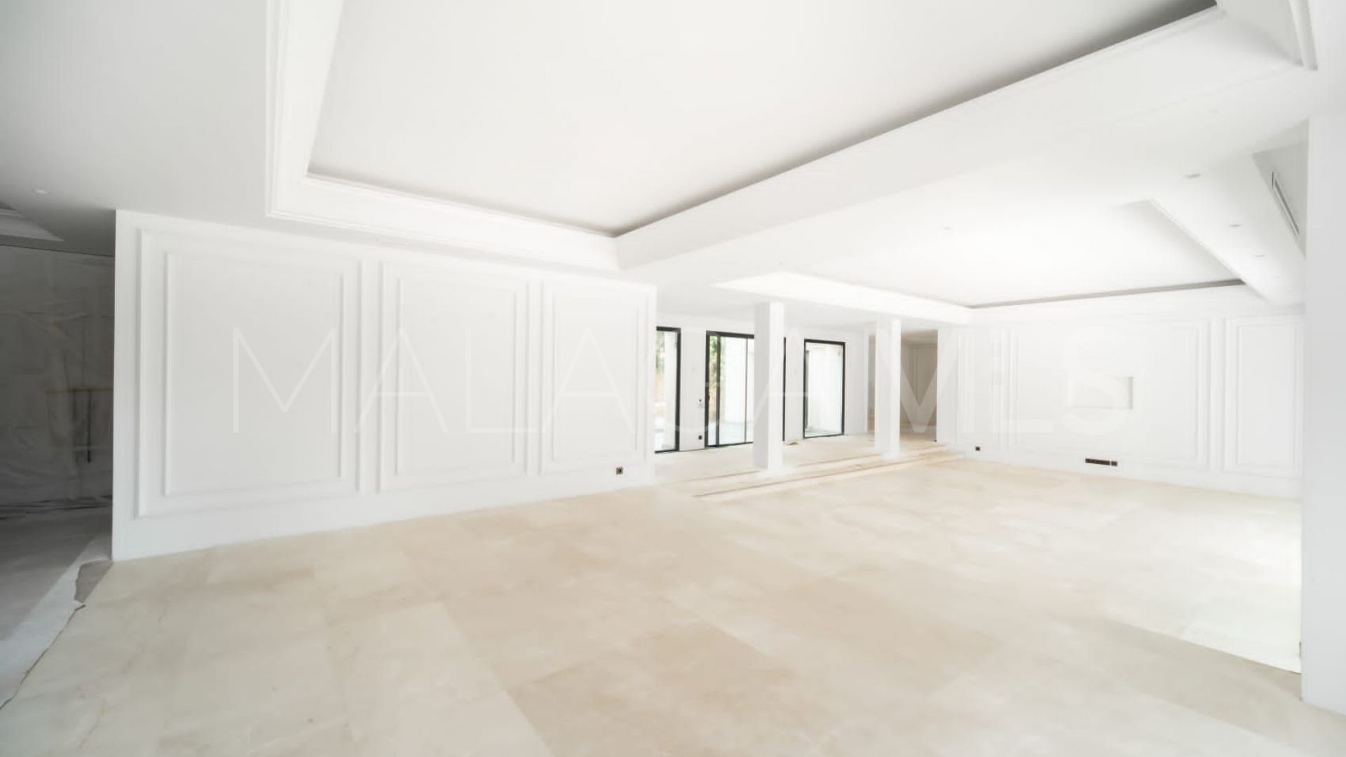 Villa for sale in Sierra Blanca