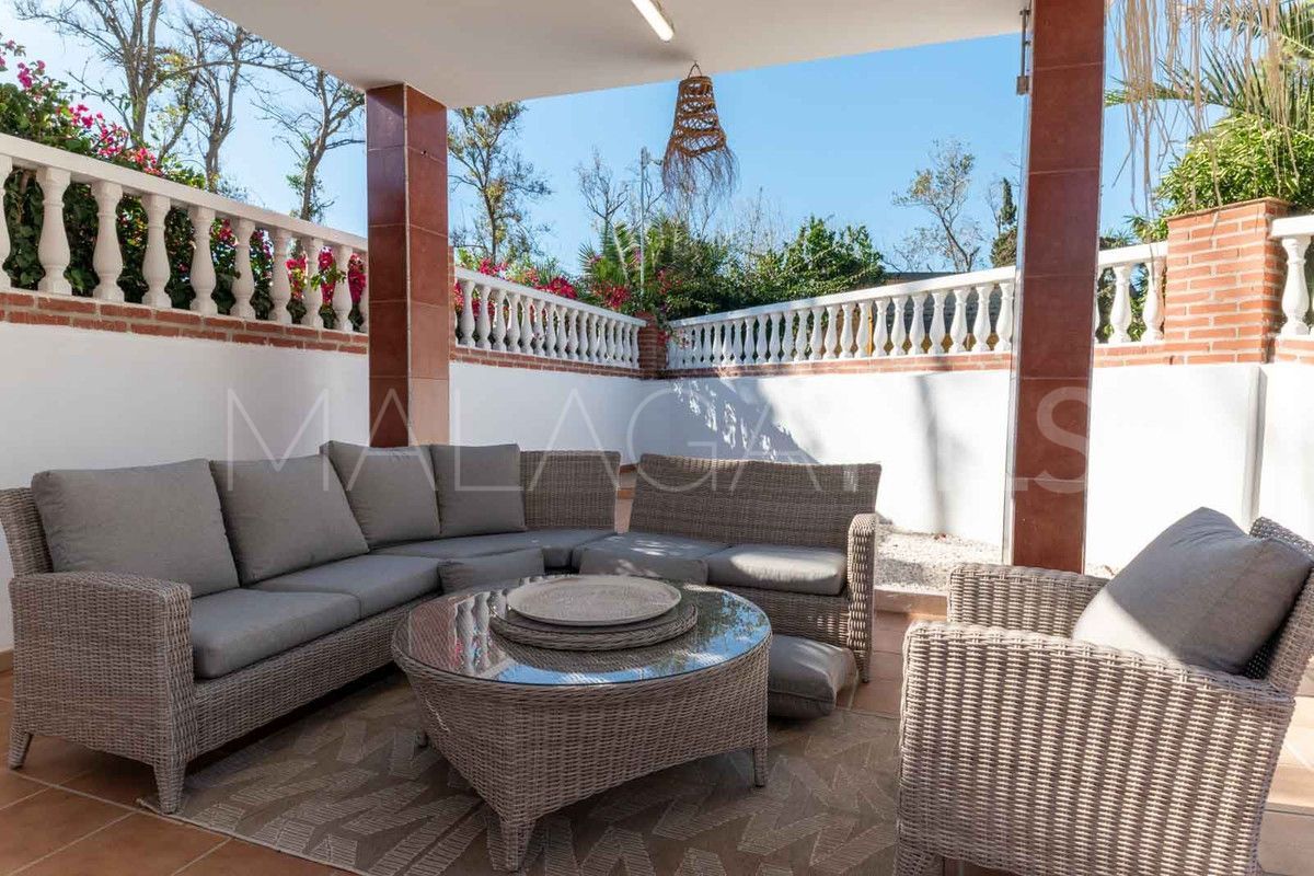 Villa for sale in El Chaparral