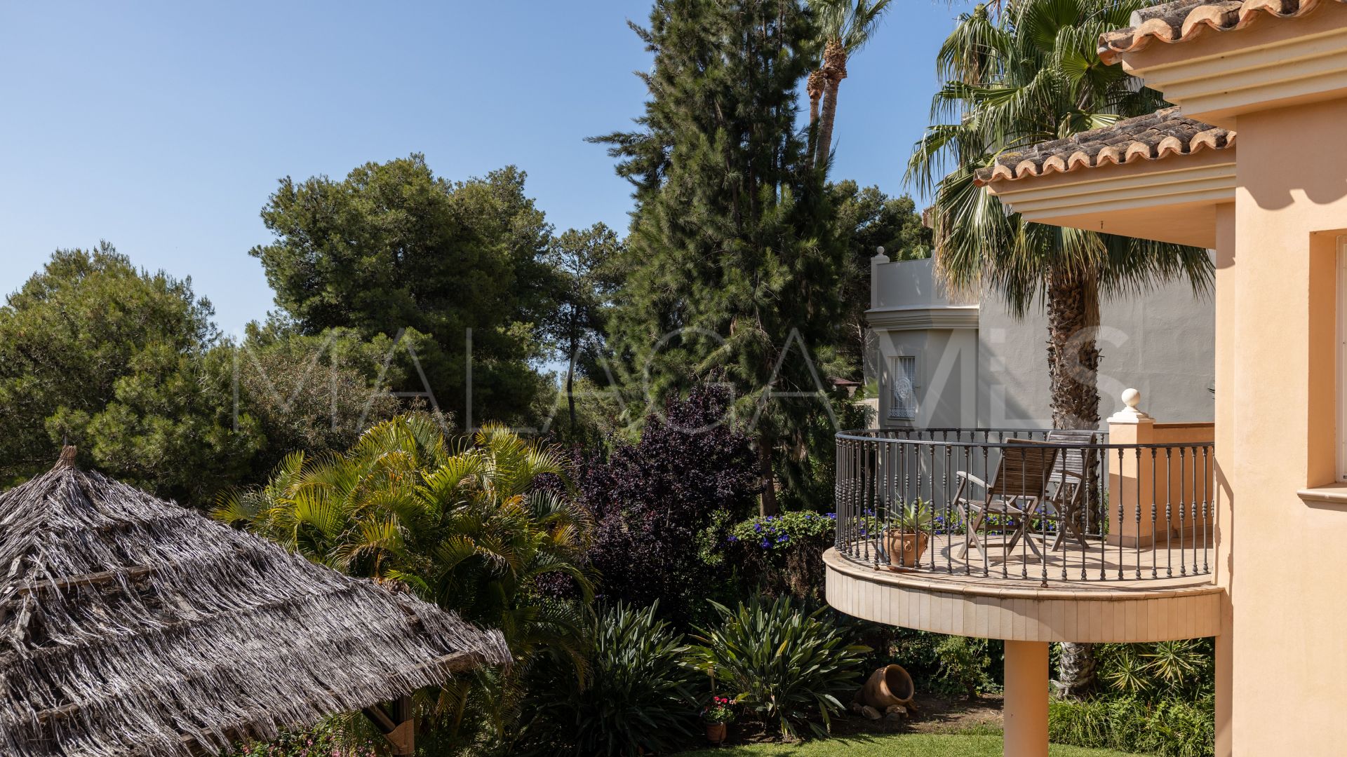 Hus i byn for sale in Marbella City