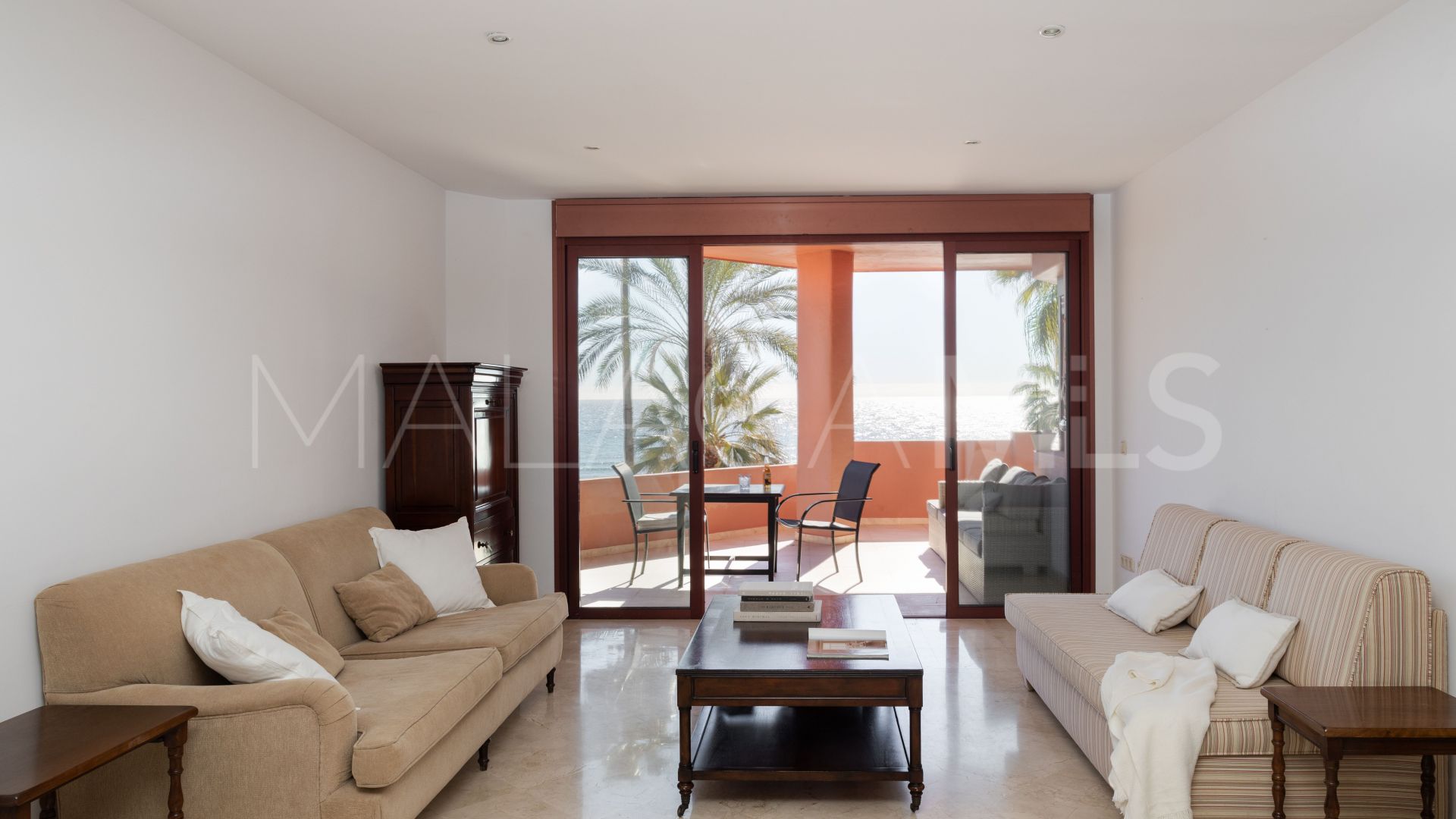 Se vende apartamento in Beach Side New Golden Mile de 3 bedrooms