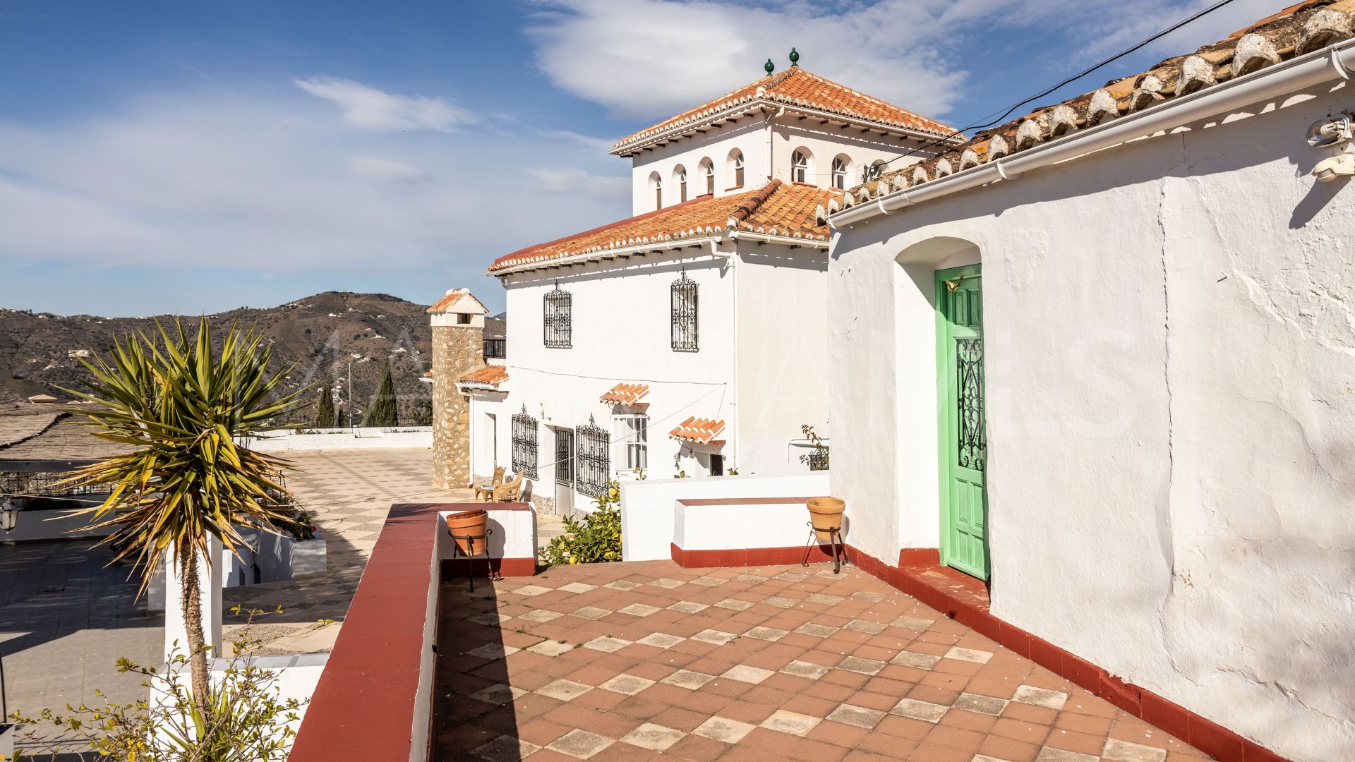 Villa for sale in Competa