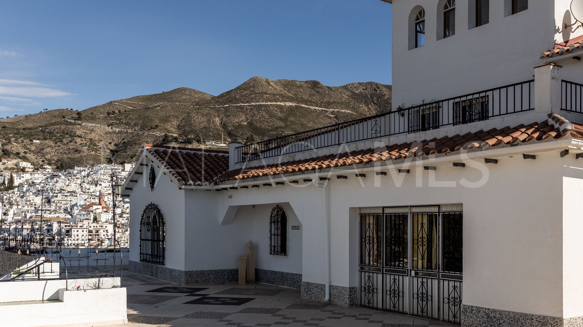 Villa for sale in Competa