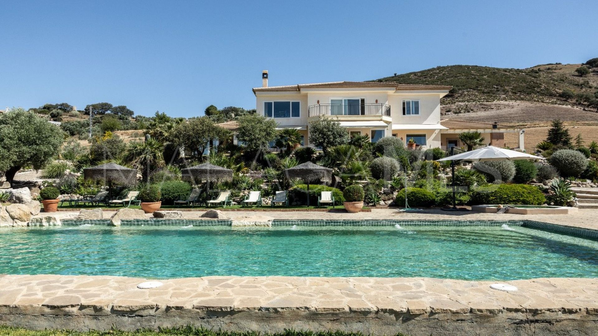 Villa for sale in Antequera