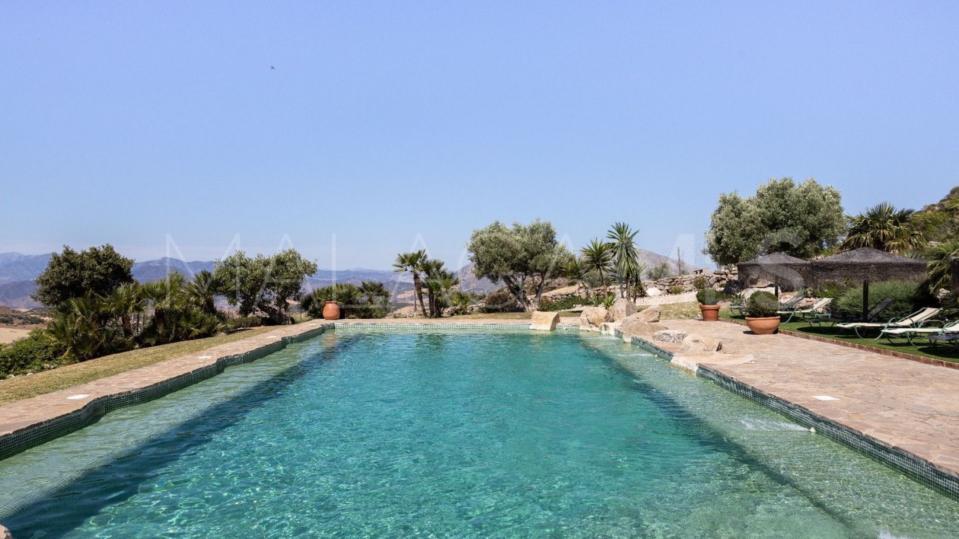 Villa for sale in Antequera