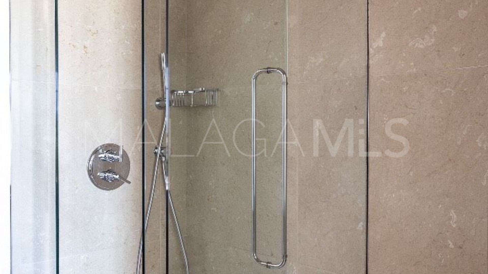 Villa for sale in Antequera