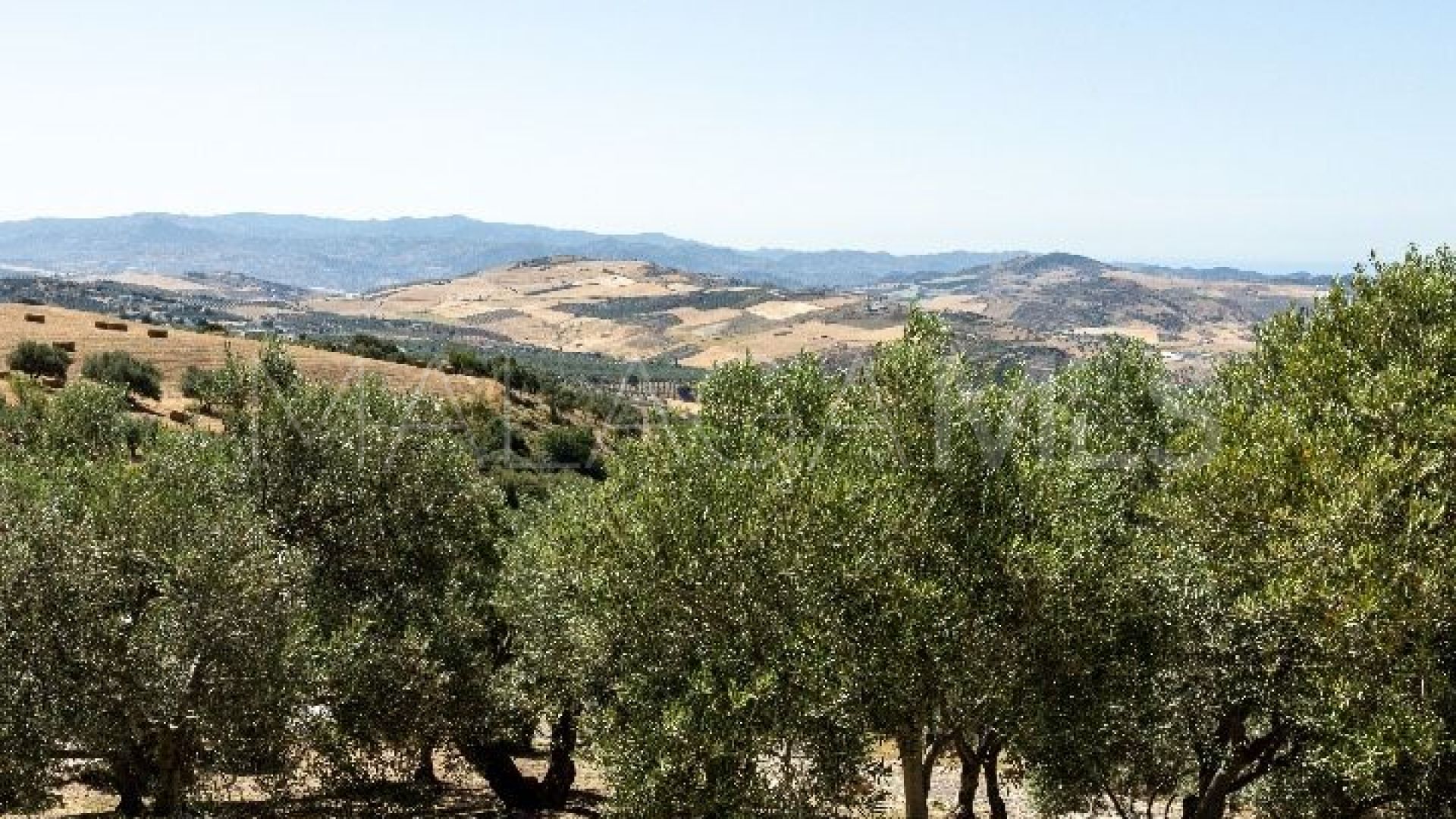 Villa for sale in Antequera