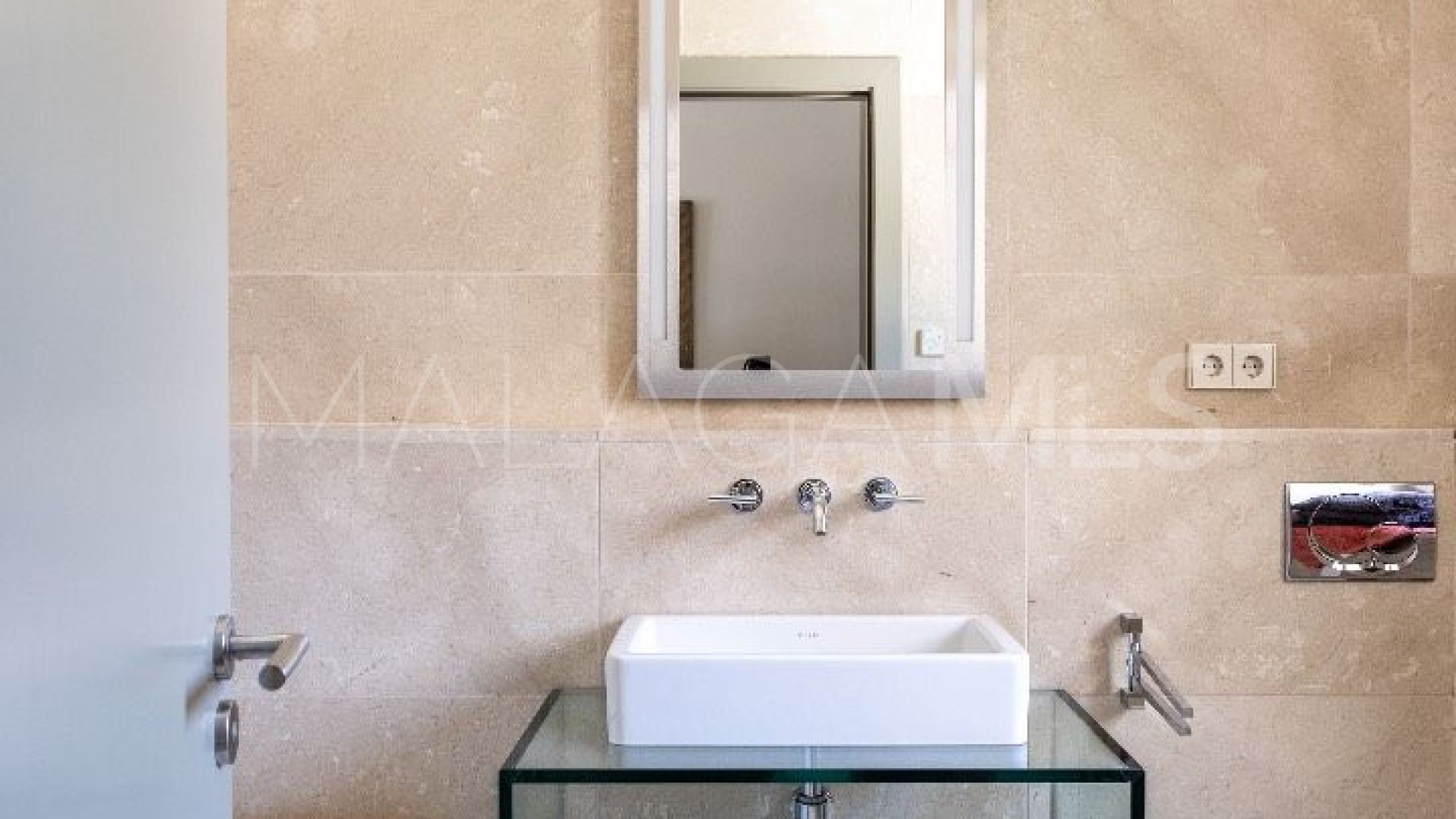 Villa for sale in Antequera