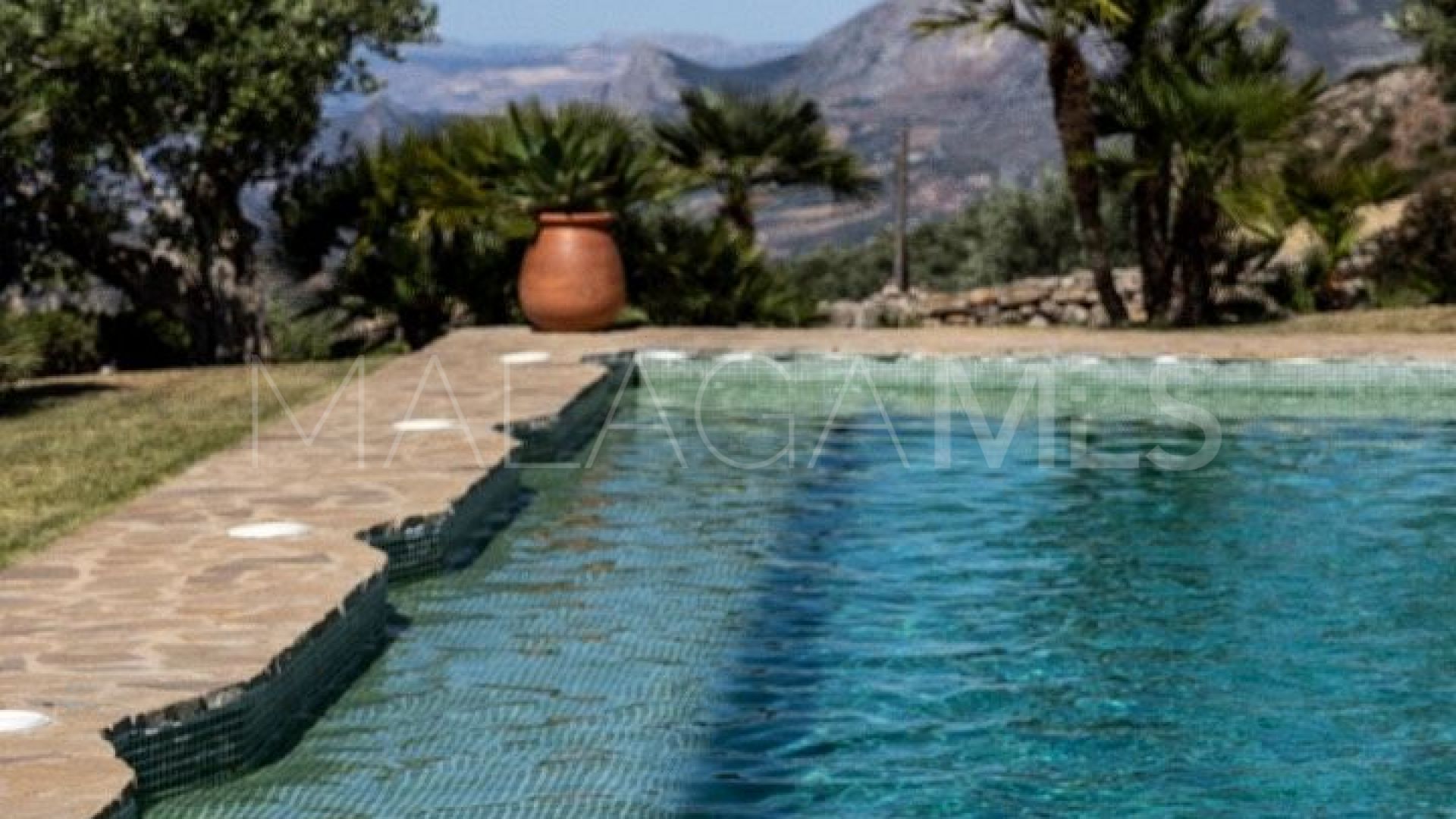 Villa for sale in Antequera