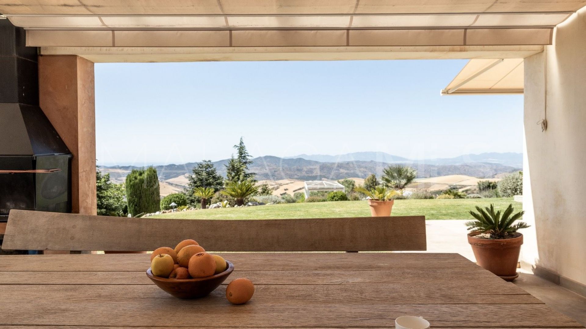 Villa for sale in Antequera