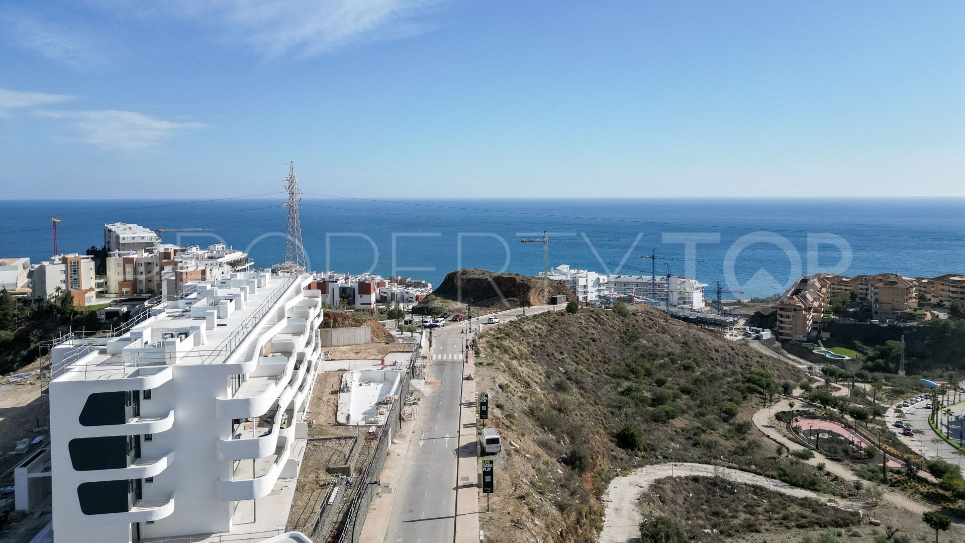 2 bedrooms penthouse in El Higueron for sale