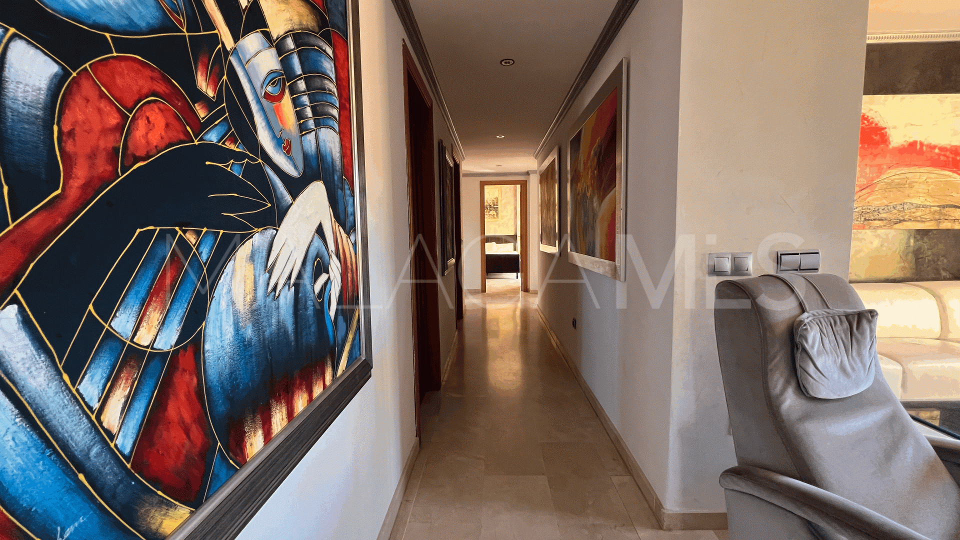 Atico duplex a la venta with 4 bedrooms in Estepona Este
