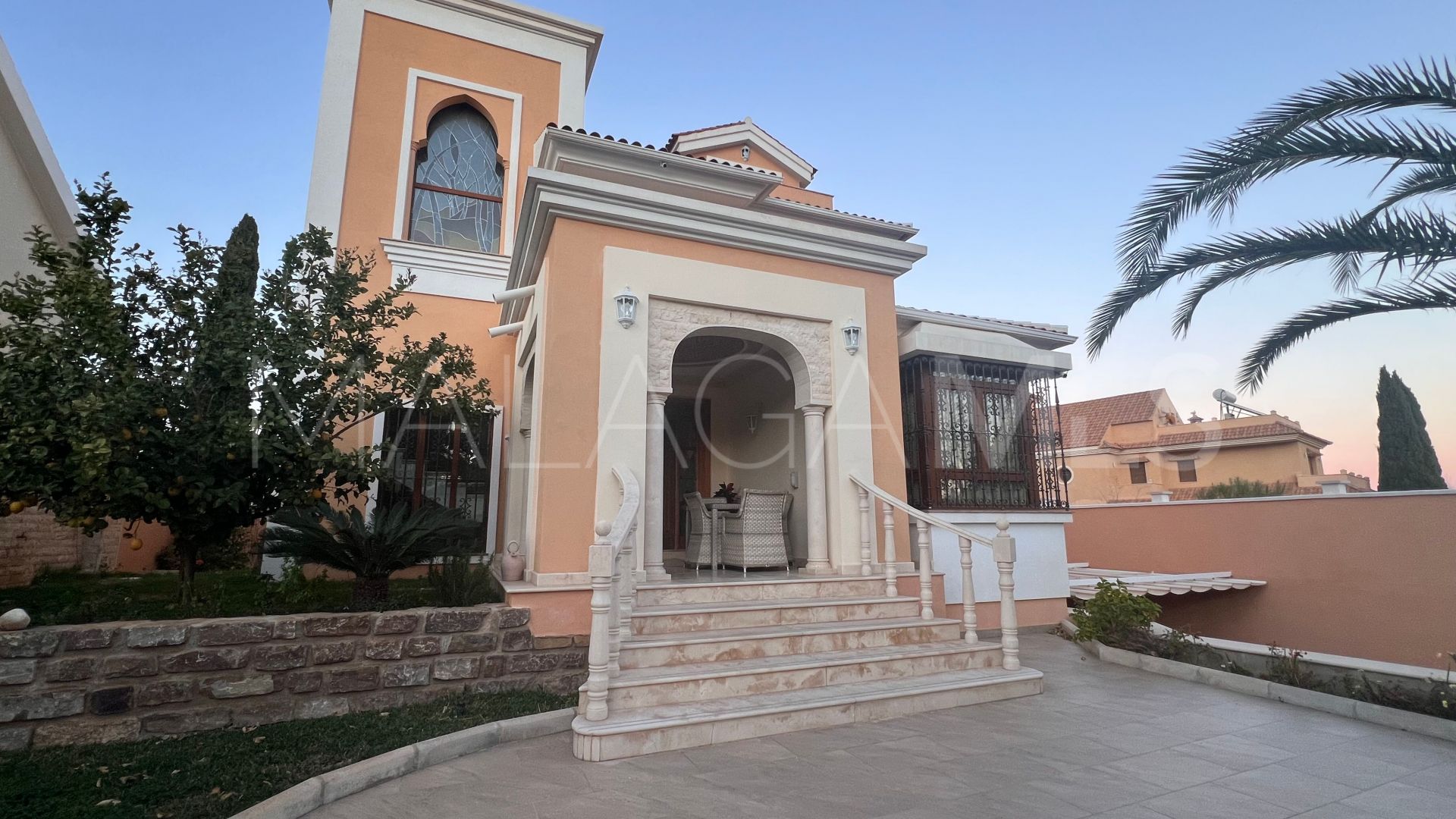 Villa for sale in Benalmadena Costa