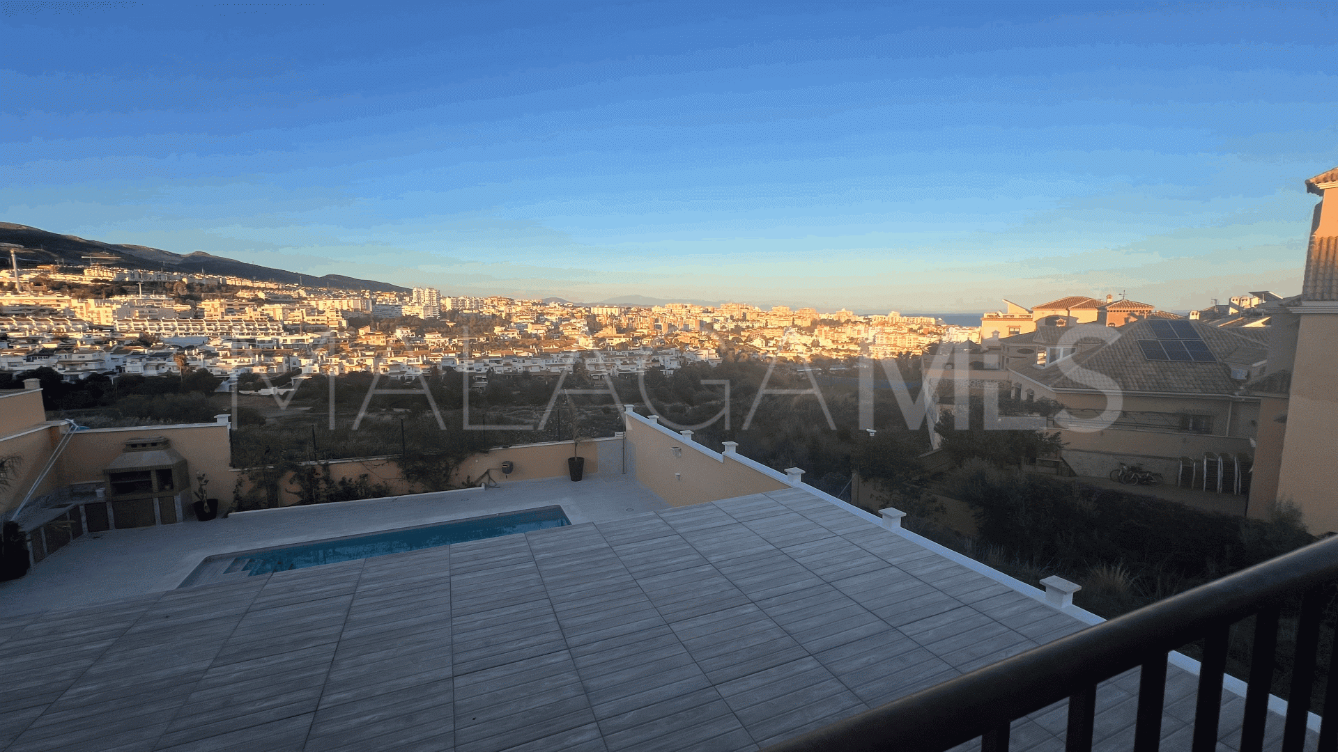 Villa for sale in Benalmadena Costa