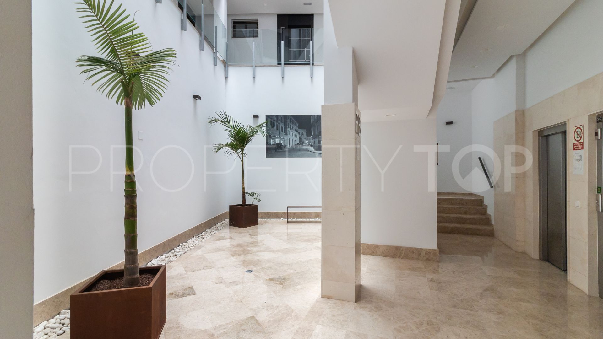 2 bedrooms penthouse for sale in Centro Histórico