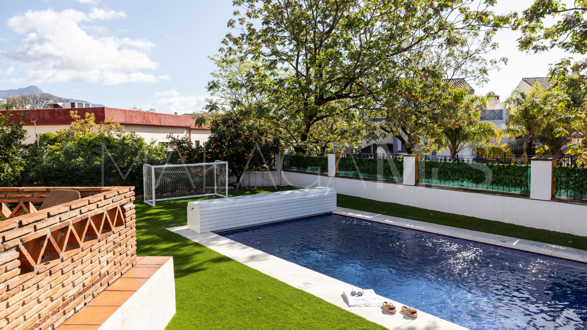 Villa for sale in San Pedro de Alcantara