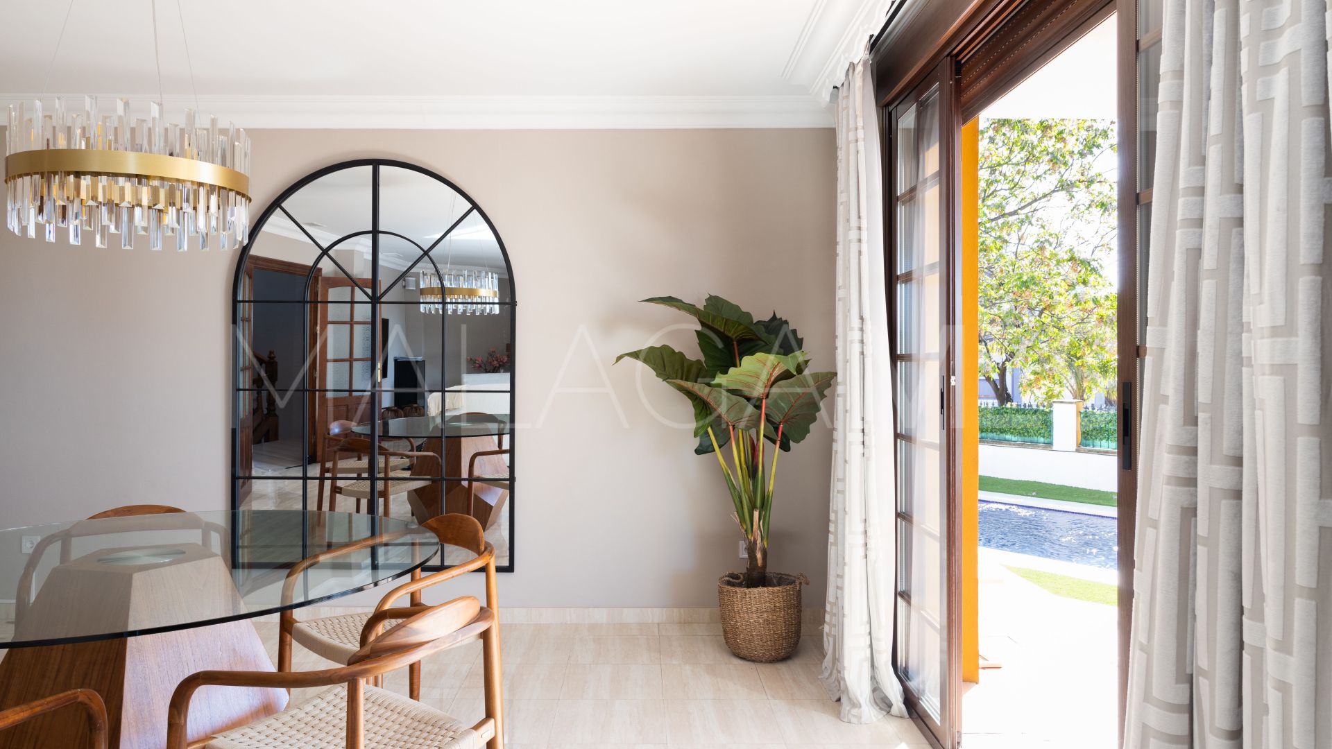 Villa for sale in San Pedro de Alcantara