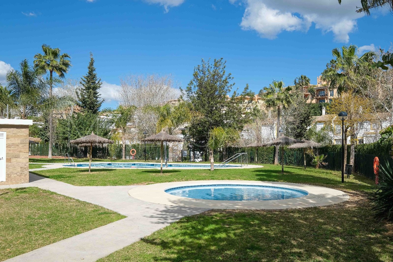 Se vende adosado in Riviera del Sol with 3 bedrooms