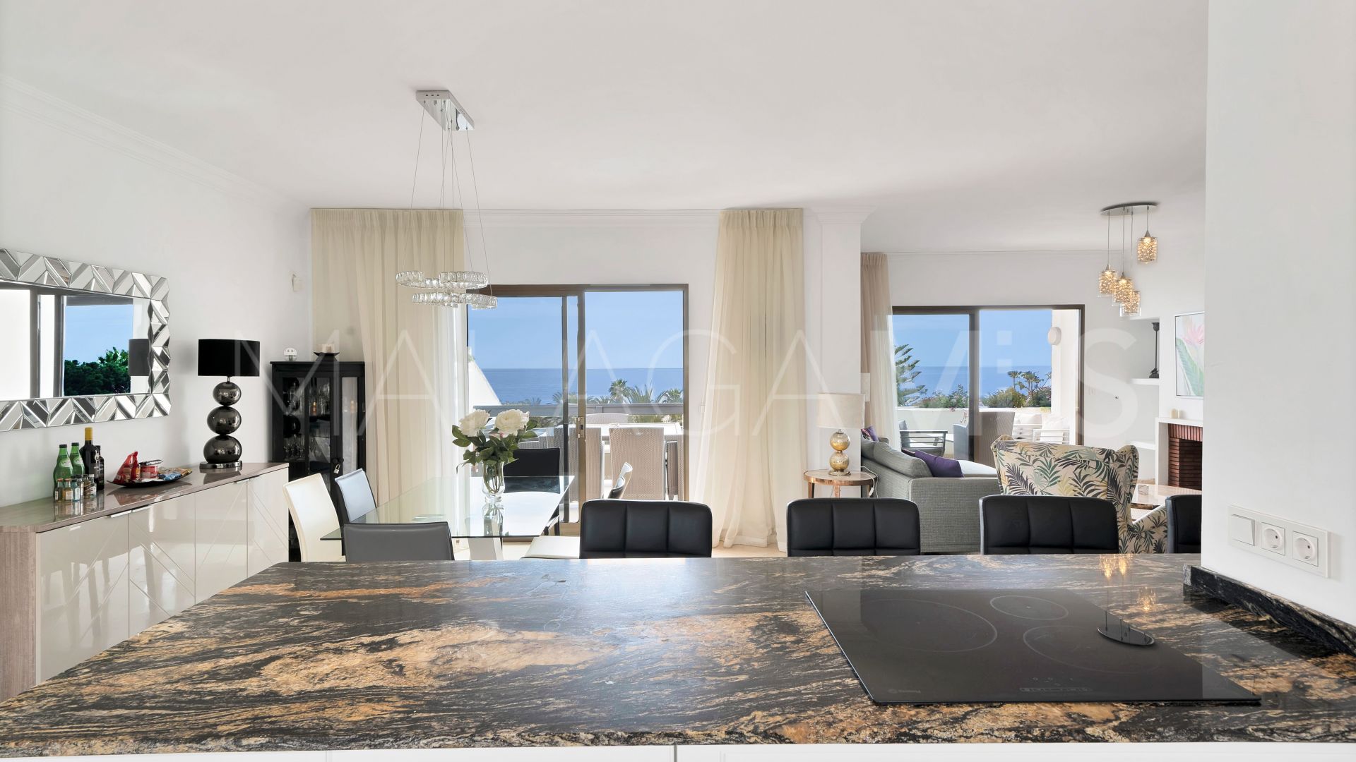 Takvåning for sale in Coral Beach