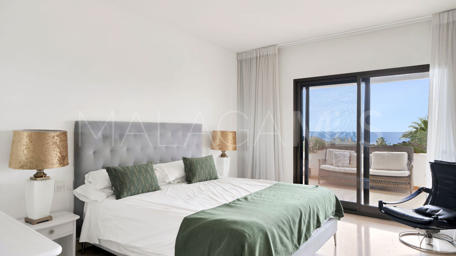 Takvåning for sale in Coral Beach