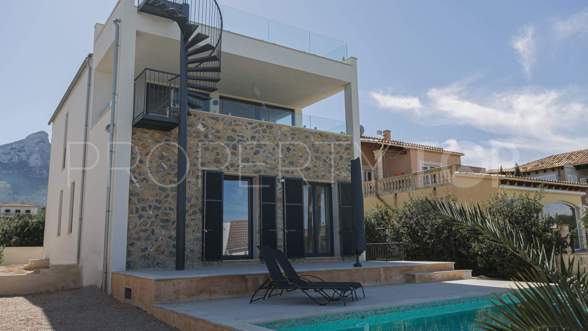 Villa for sale in Colonia de Sant Pere with 3 bedrooms