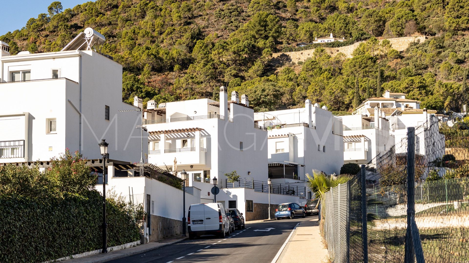 Grundstück for sale in Benahavis Centro
