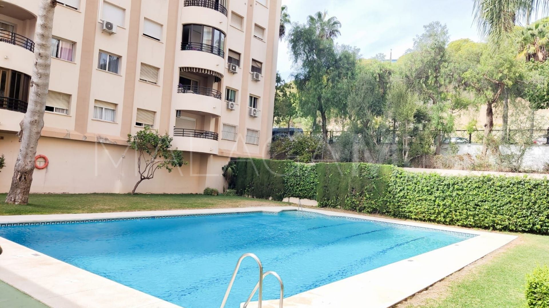 Apartamento for sale with 3 bedrooms in Marbella Ciudad