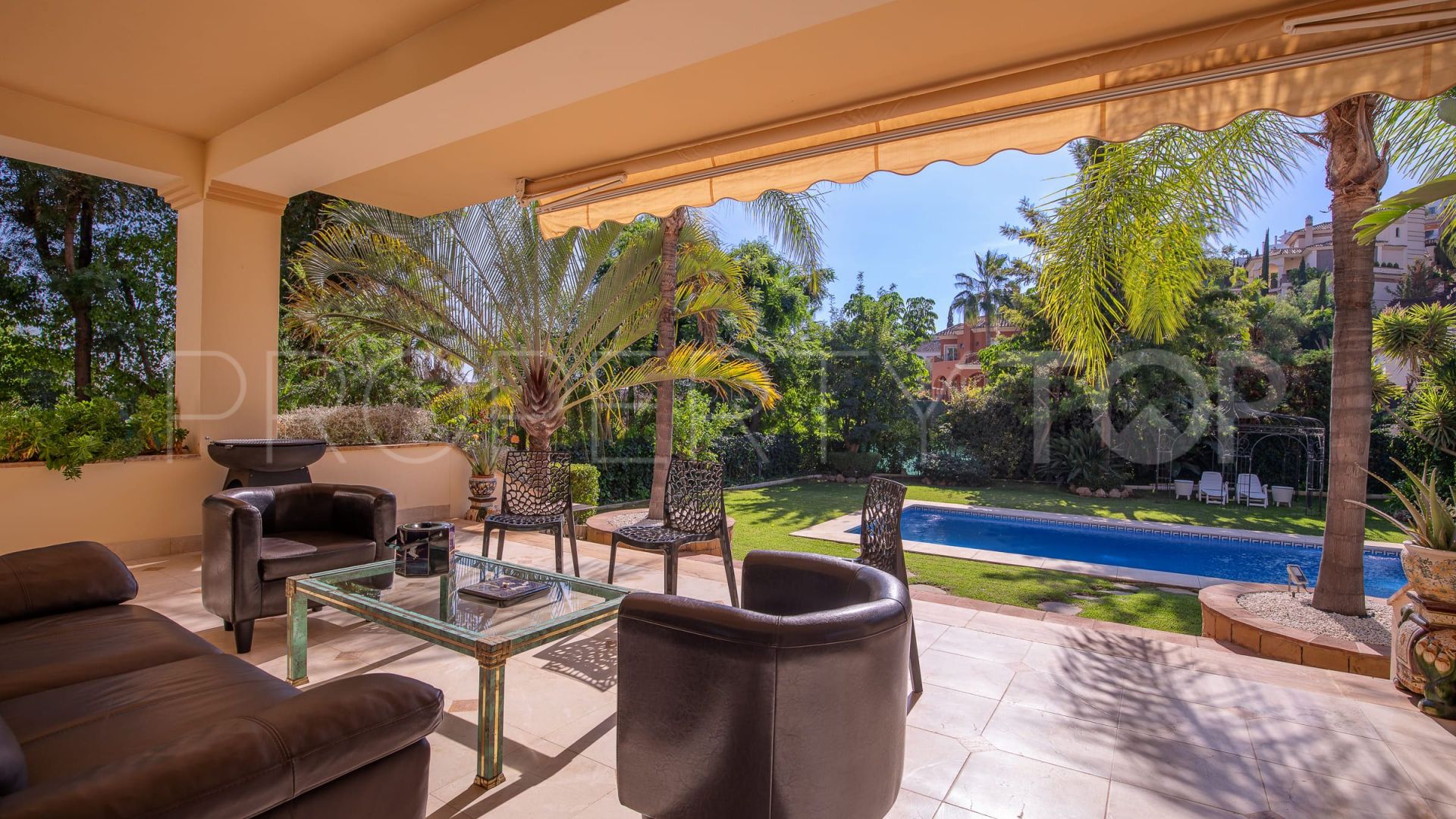 For sale 6 bedrooms villa in Los Arqueros