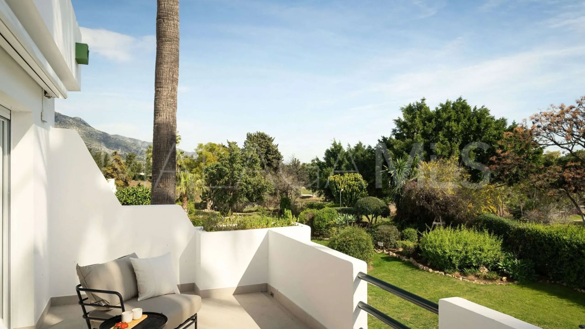 For sale town house in Aloha