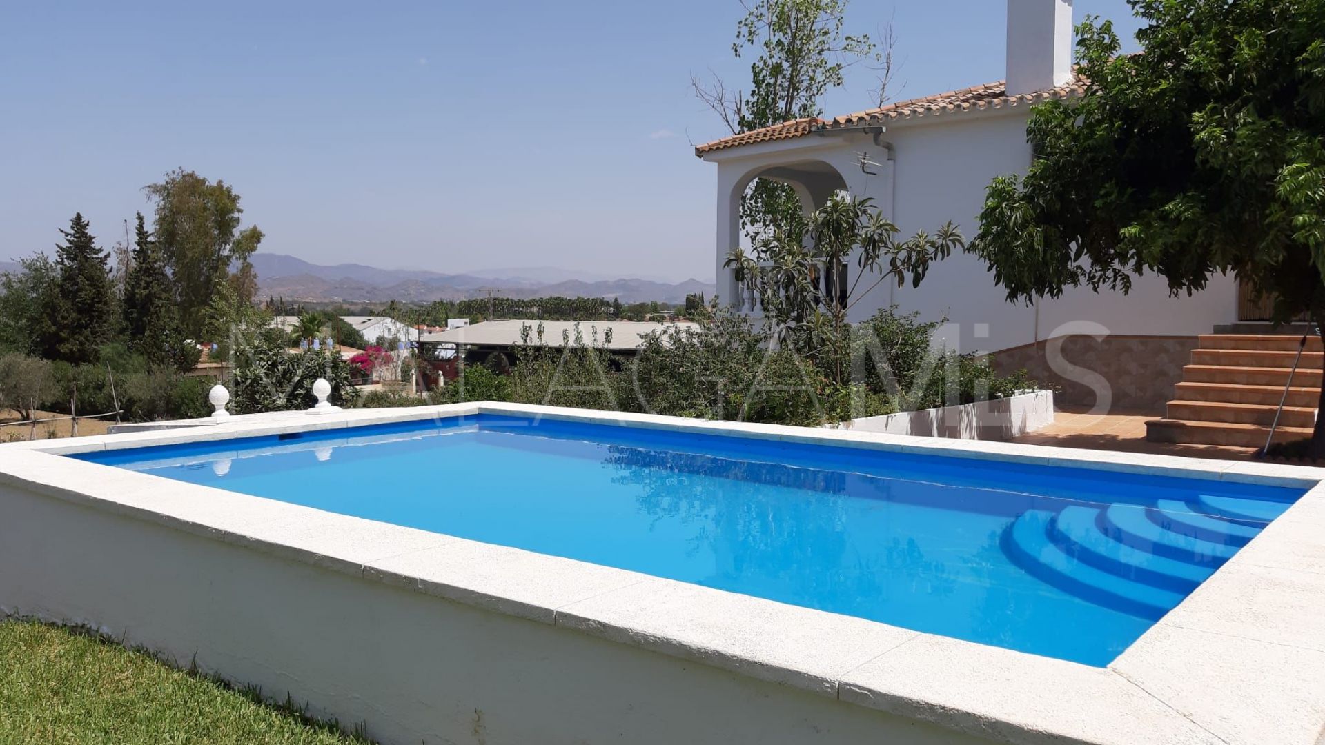 Finca for sale in Alhaurin de la Torre