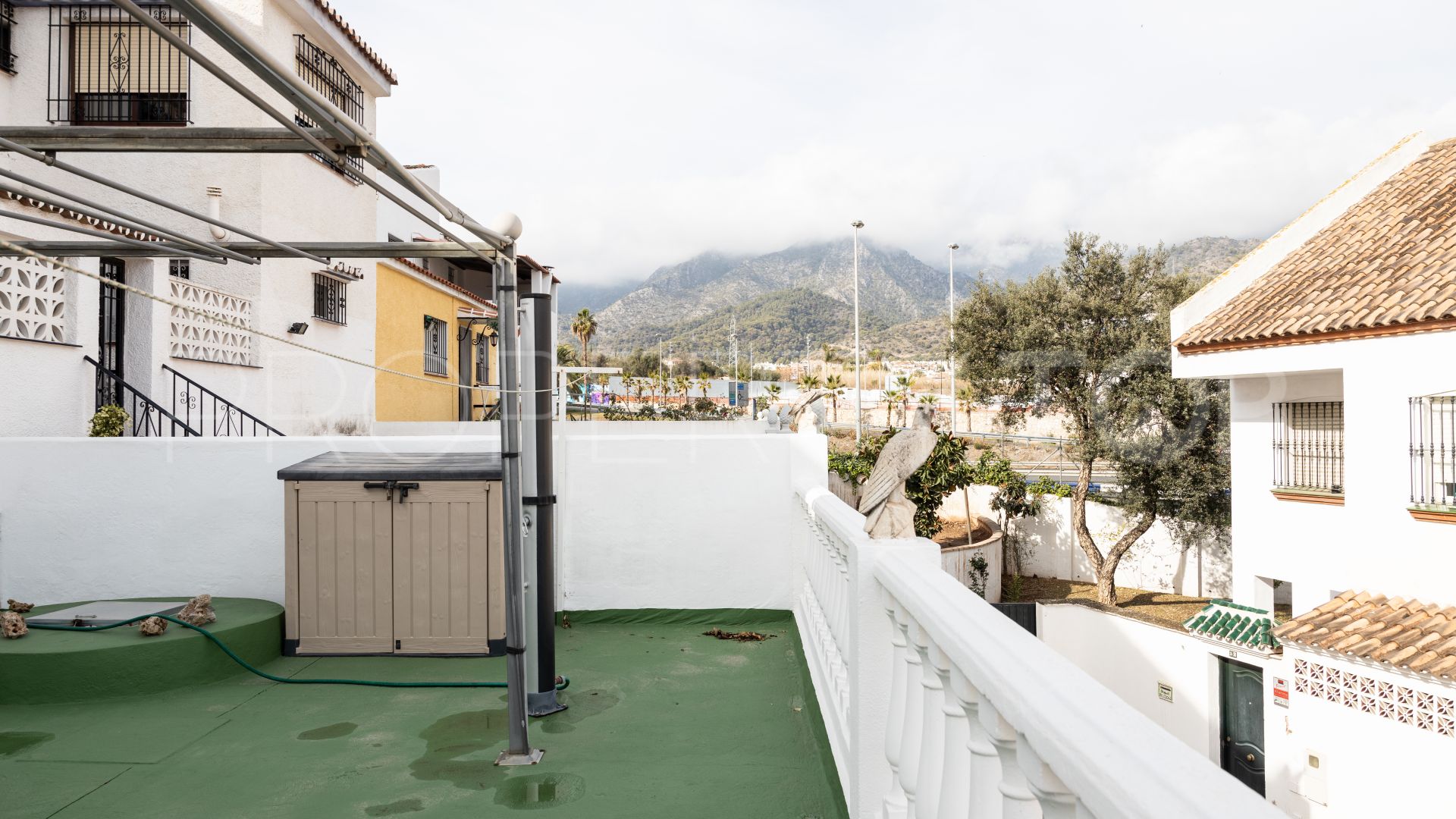 For sale town house in Marbella City