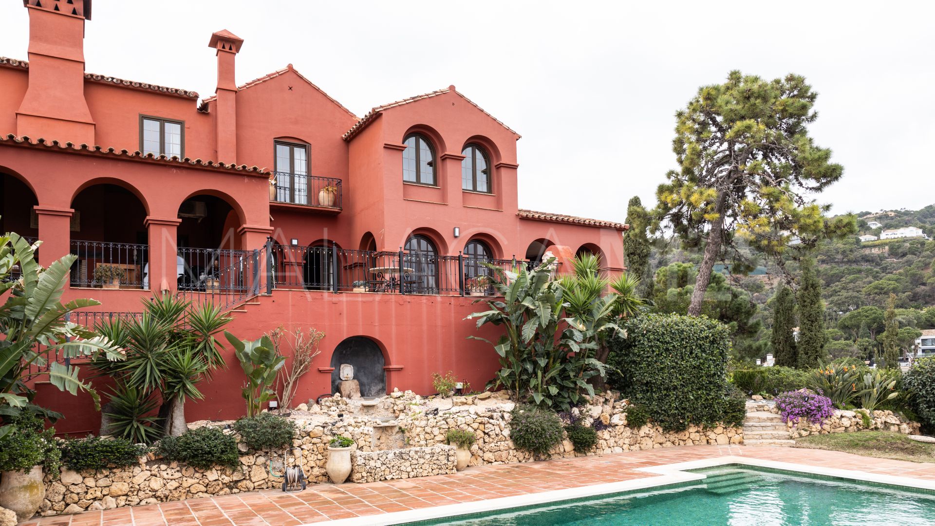 El Madroñal, villa for sale