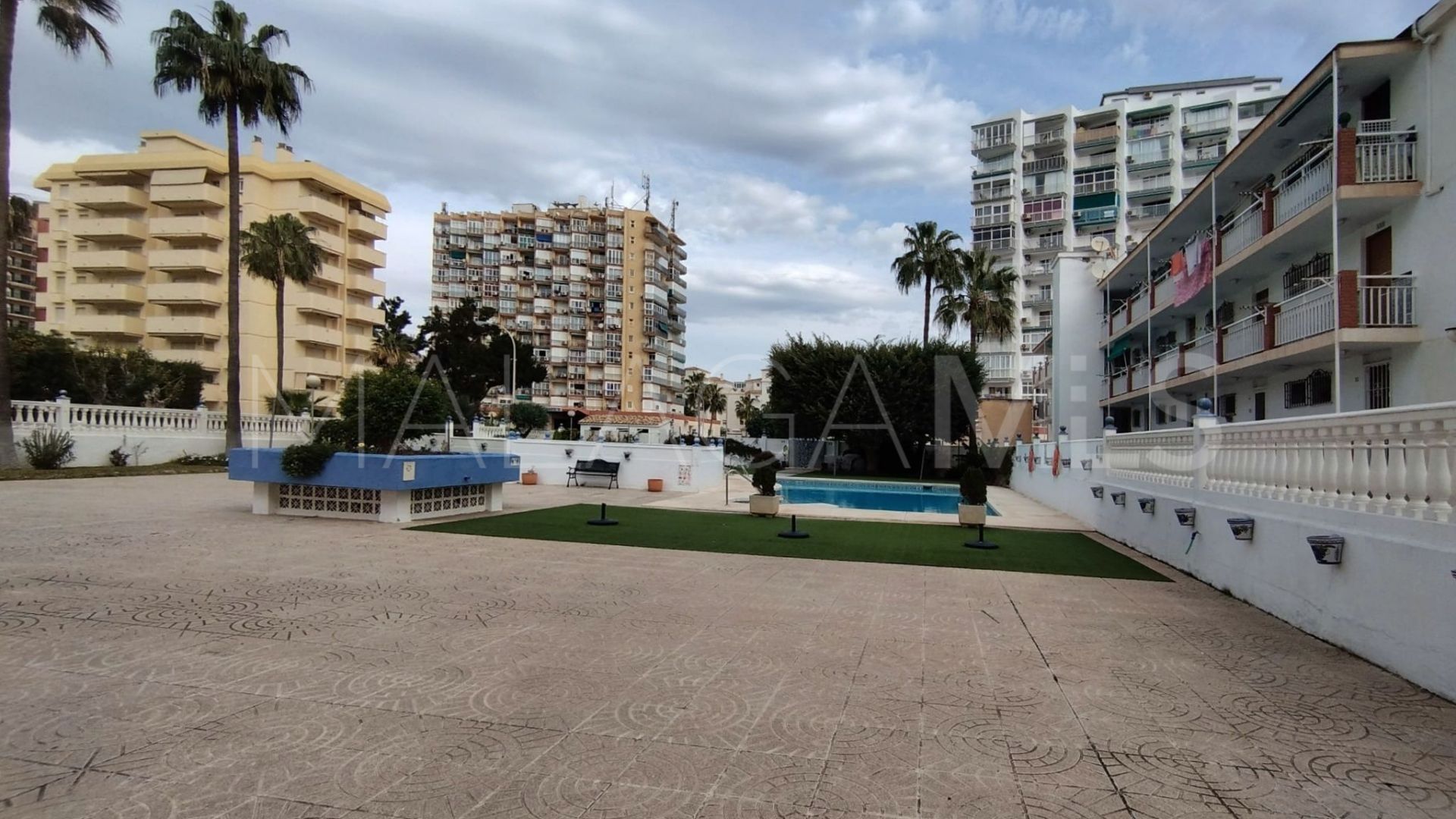 Buy Benalmadena Costa apartment