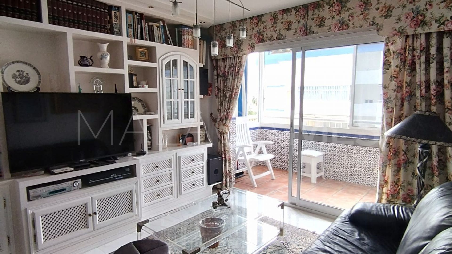 Buy Benalmadena Costa apartment