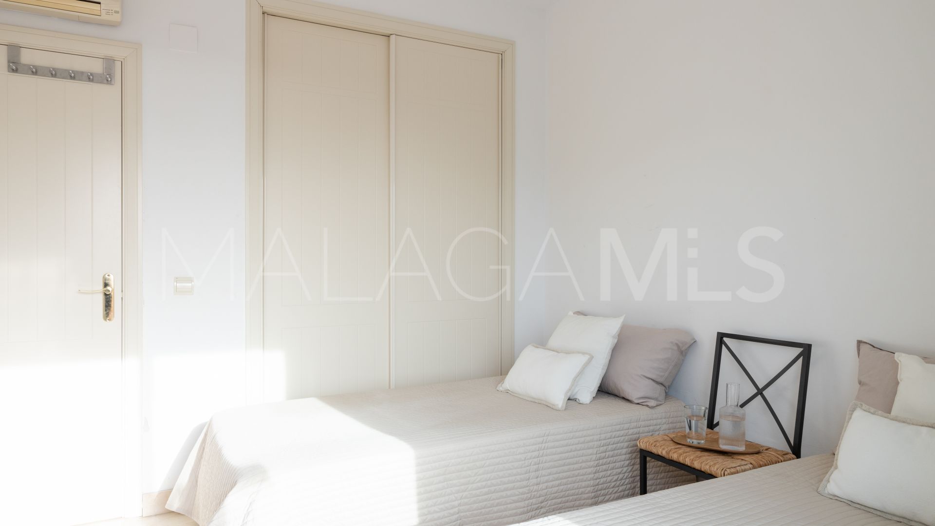 Sitio de Calahonda, apartamento with 2 bedrooms a la venta