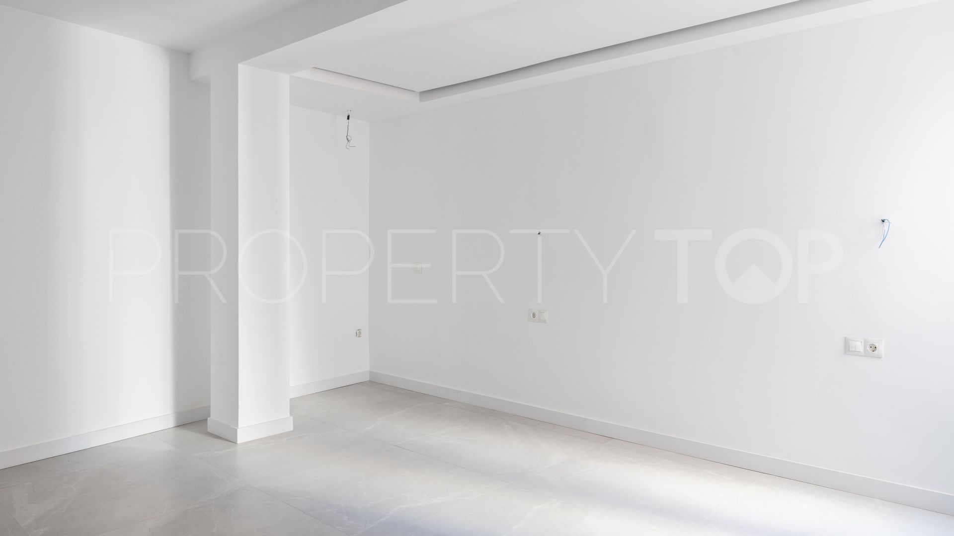 Buy apartment in Centro Histórico with 4 bedrooms