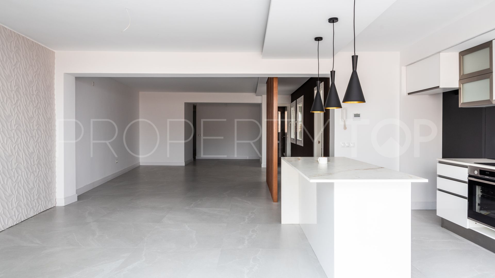 Buy apartment in Centro Histórico with 4 bedrooms