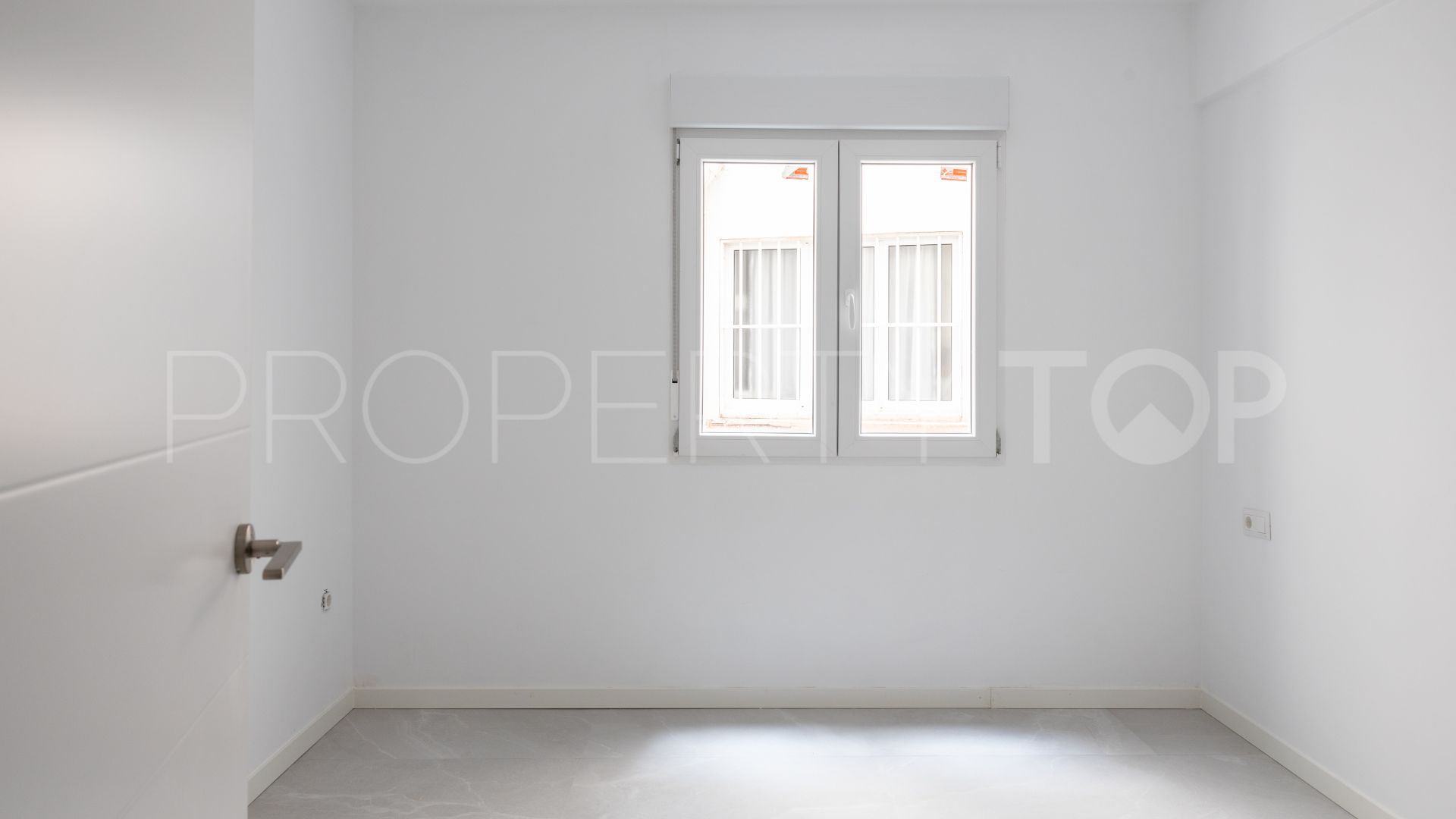 Buy apartment in Centro Histórico with 4 bedrooms