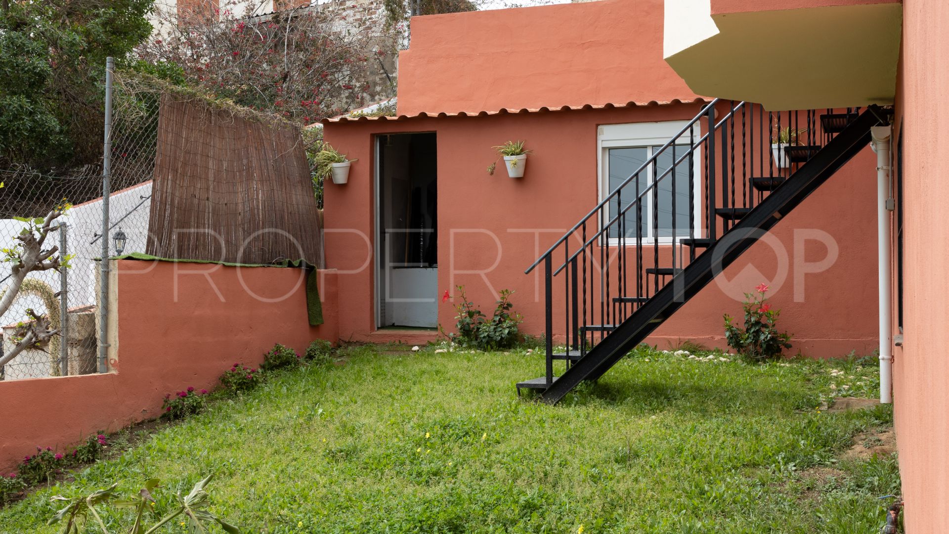Pareado con 4 dormitorios a la venta en Torreblanca