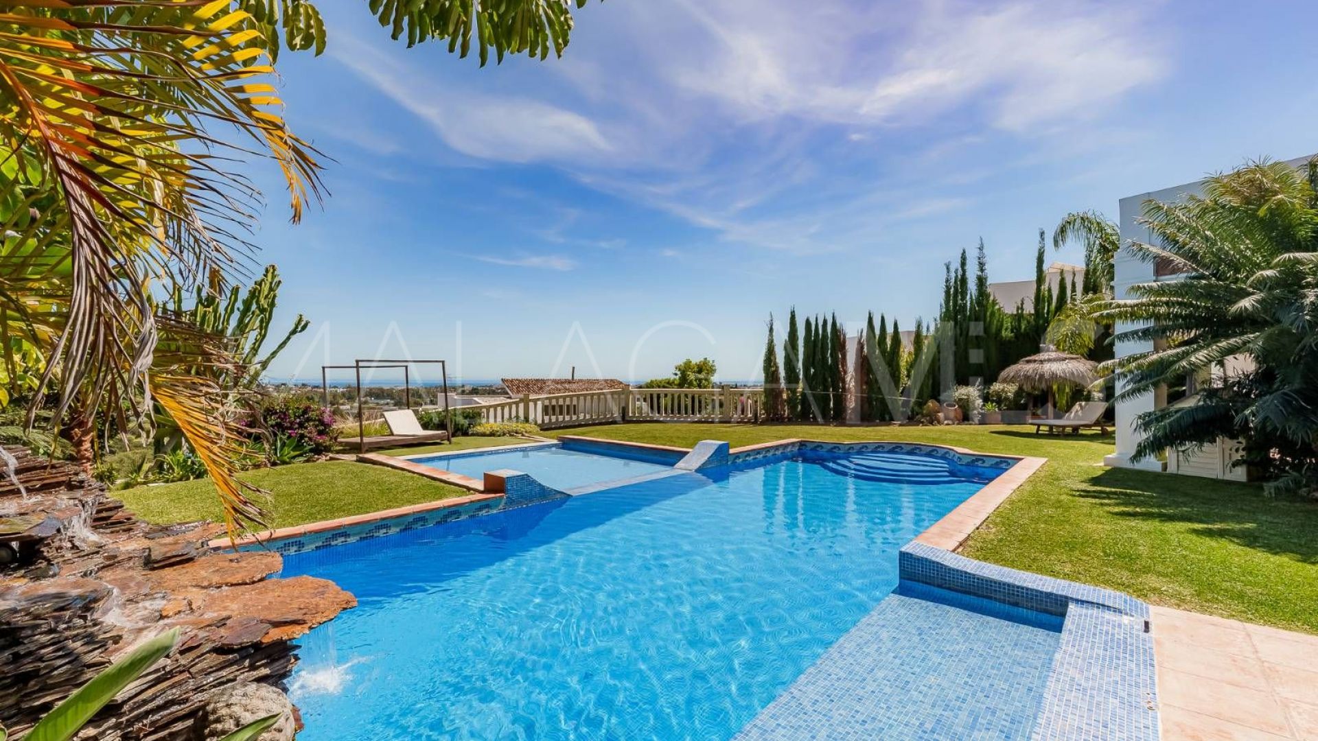 Villa a la venta with 5 bedrooms in Puerto del Almendro