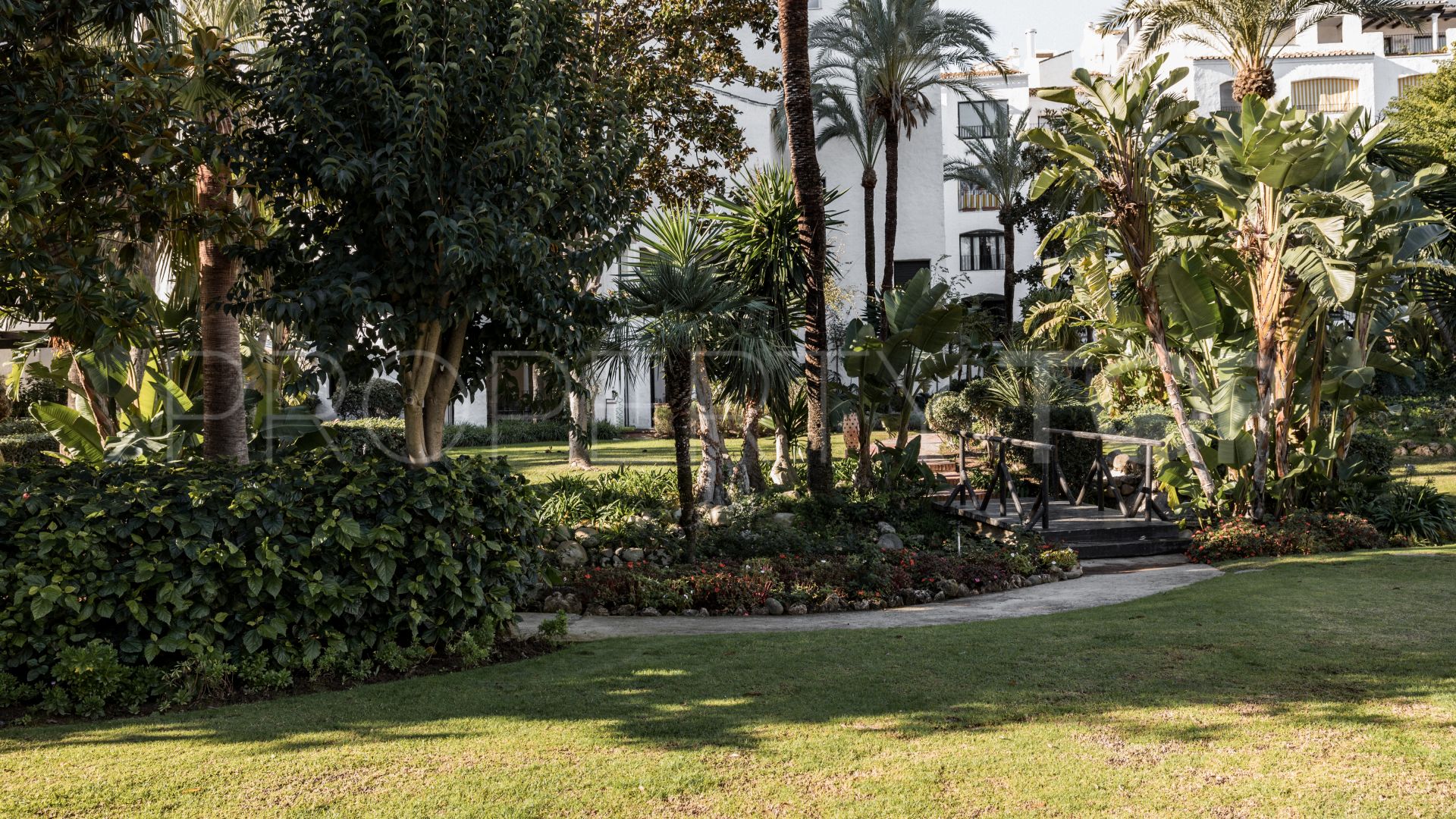 For sale apartment with 1 bedroom in Jardines del Puerto