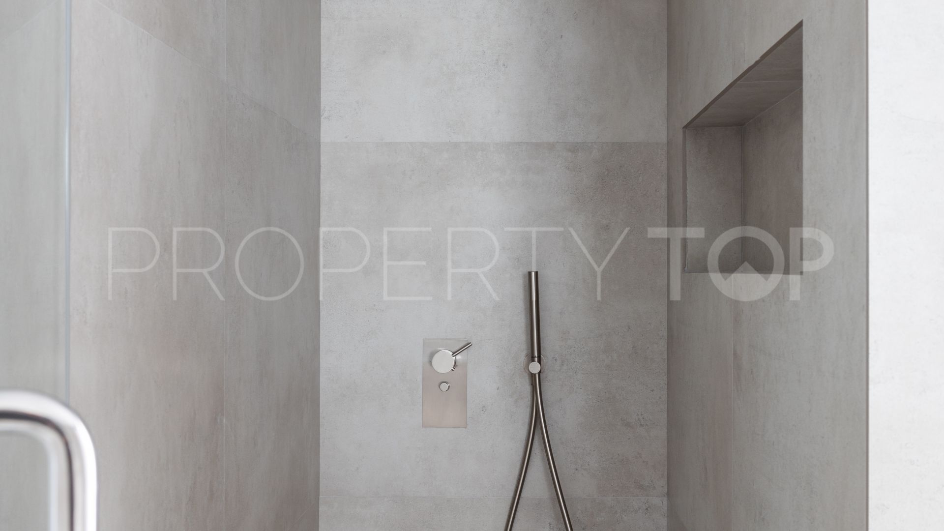 For sale apartment with 1 bedroom in Jardines del Puerto