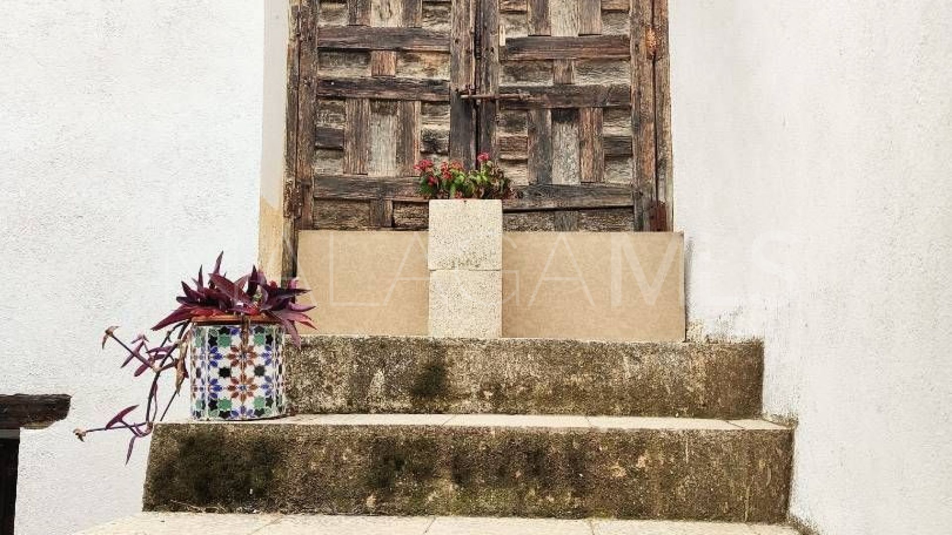 Hus i byn for sale in Malaga