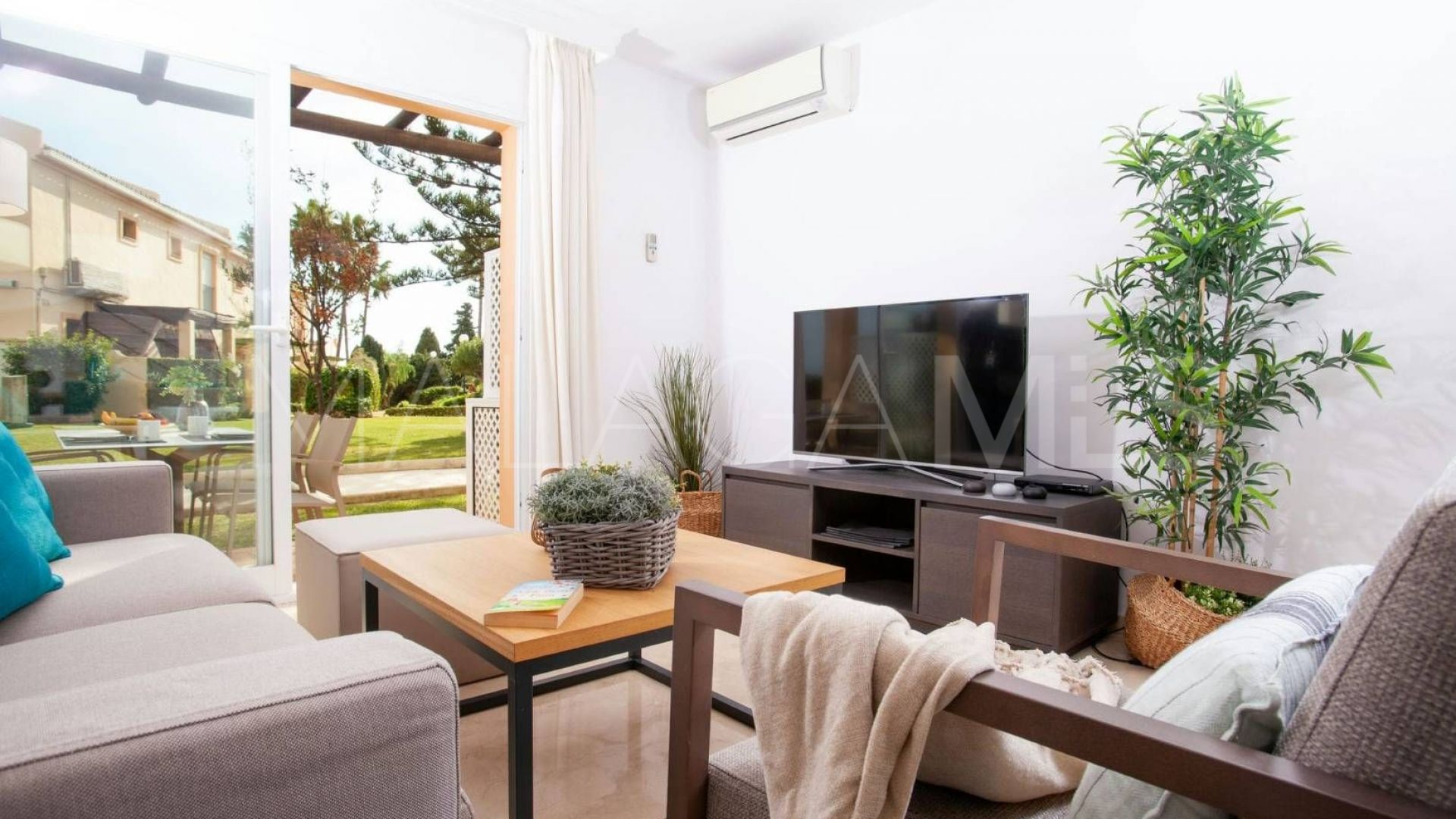 Adosado a la venta in Mijas Costa with 2 bedrooms