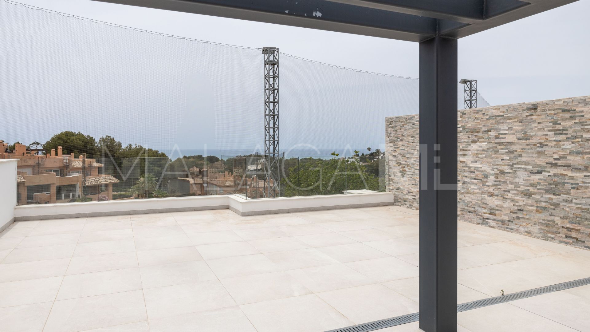 Duplex penthouse for sale in Cabopino