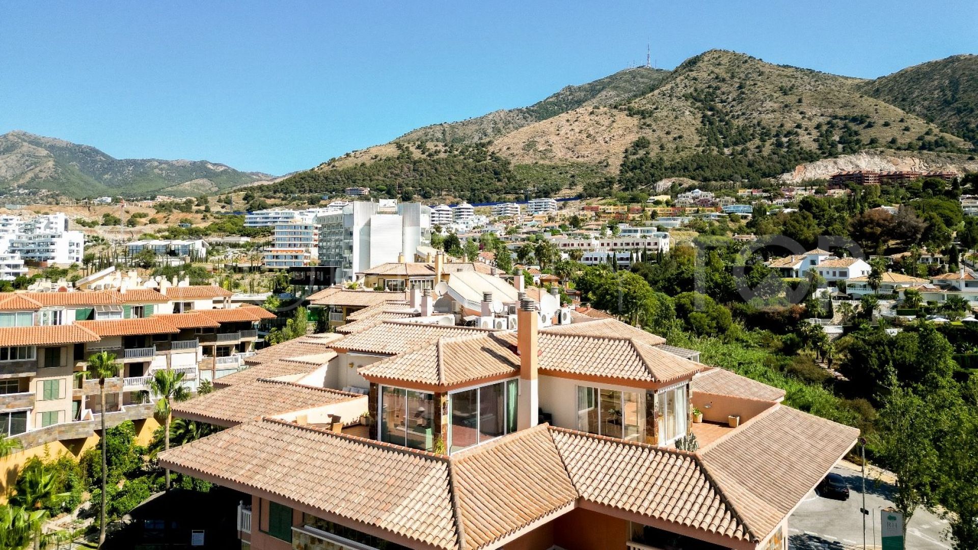 Penthouse for sale in El Higueron